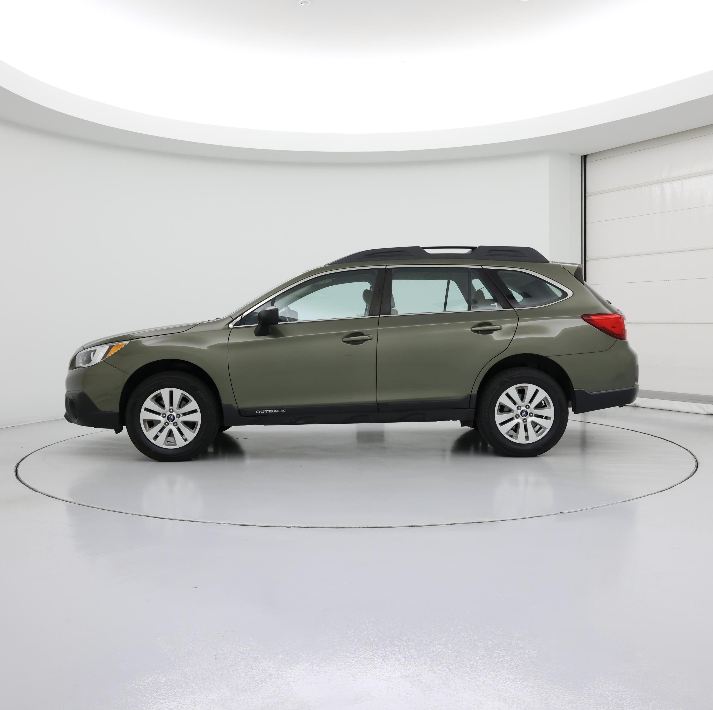 Thumbnail: 2017 Subaru Outback - 3