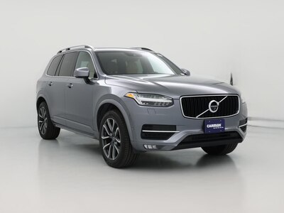 Gray 2017 Volvo XC90 T6 Momentum