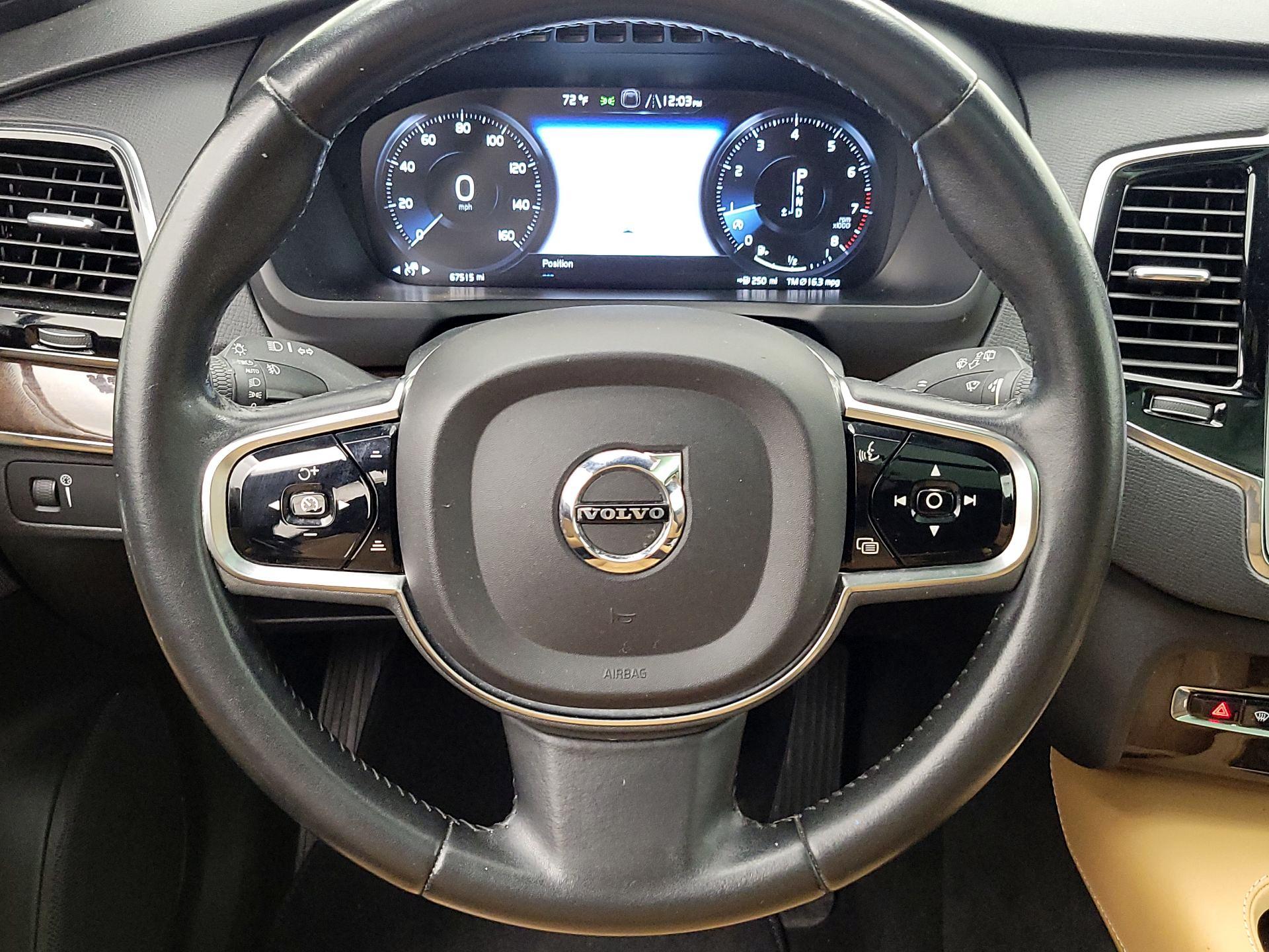 Thumbnail: 2017 Volvo XC90 - 10