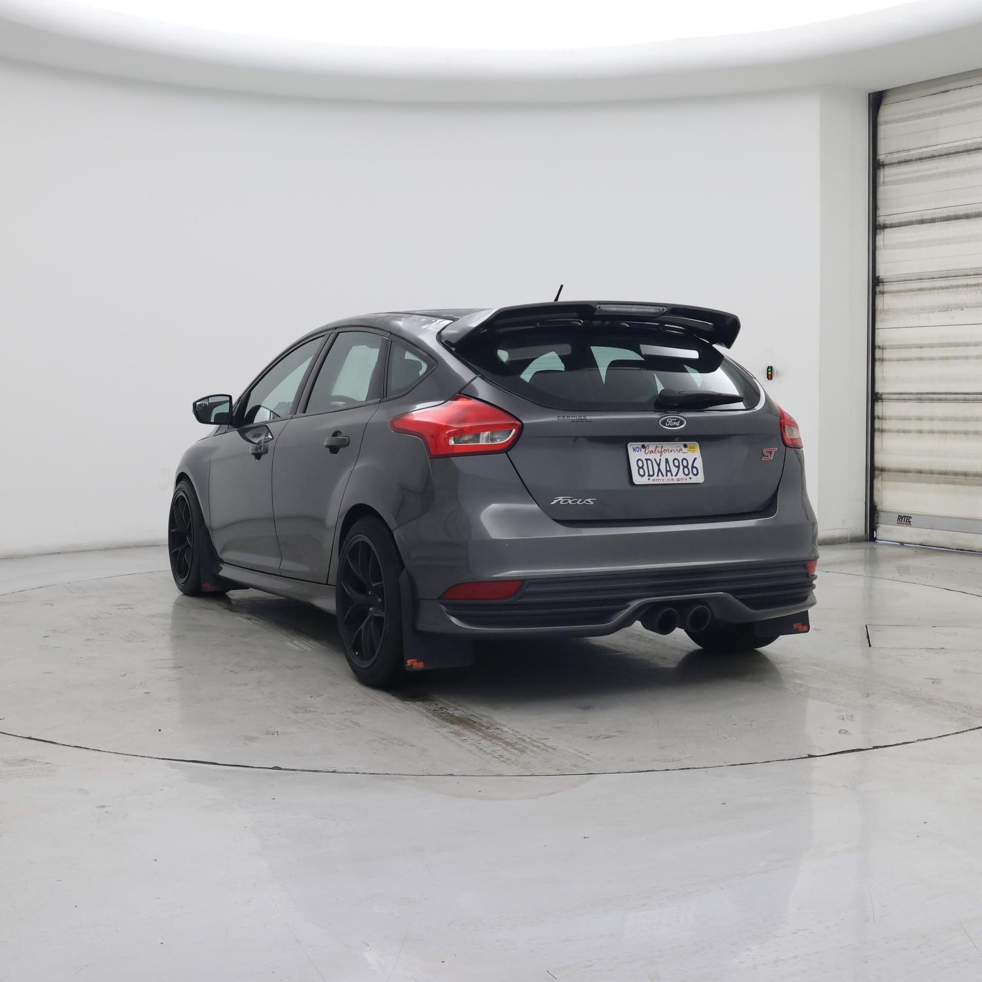 Thumbnail: 2016 Ford Focus - 2