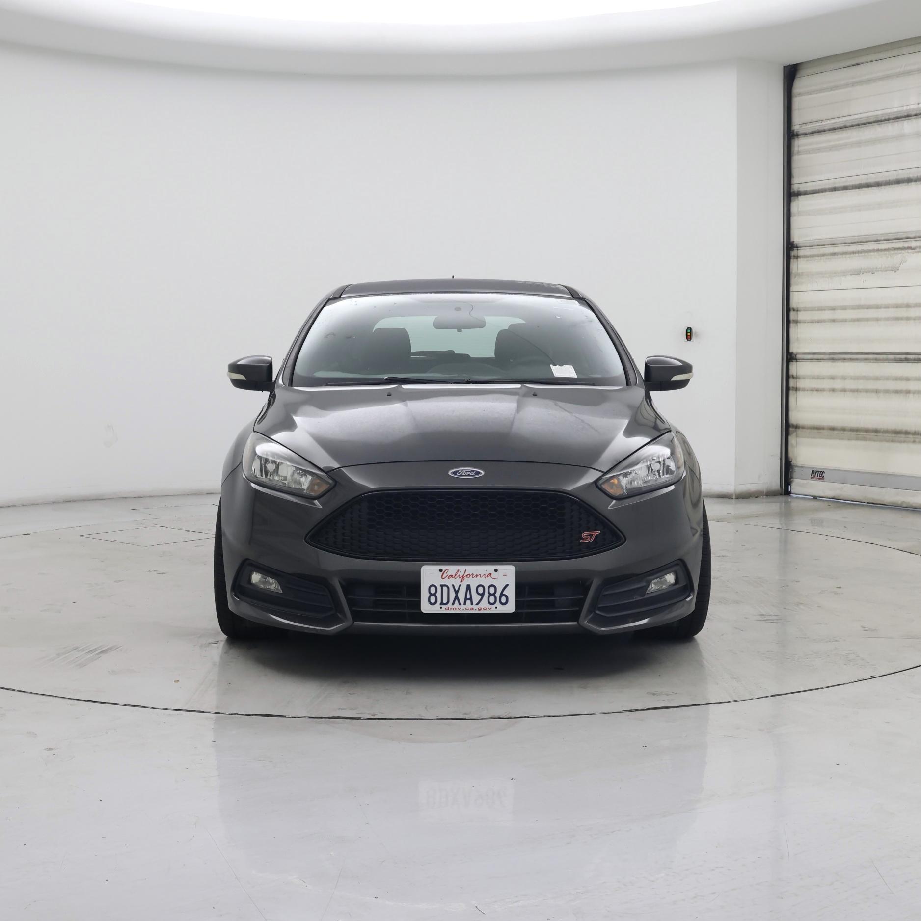 Thumbnail: 2016 Ford Focus - 5