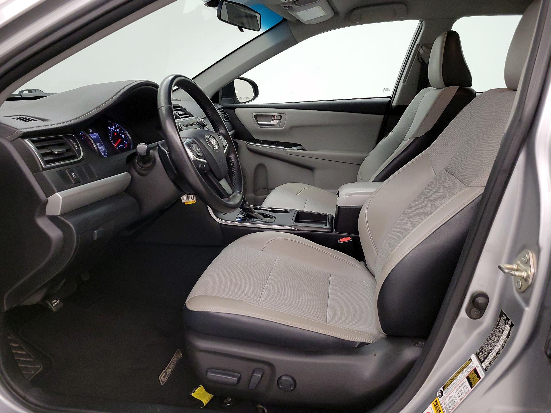 Thumbnail: 2016 Toyota Camry - 11