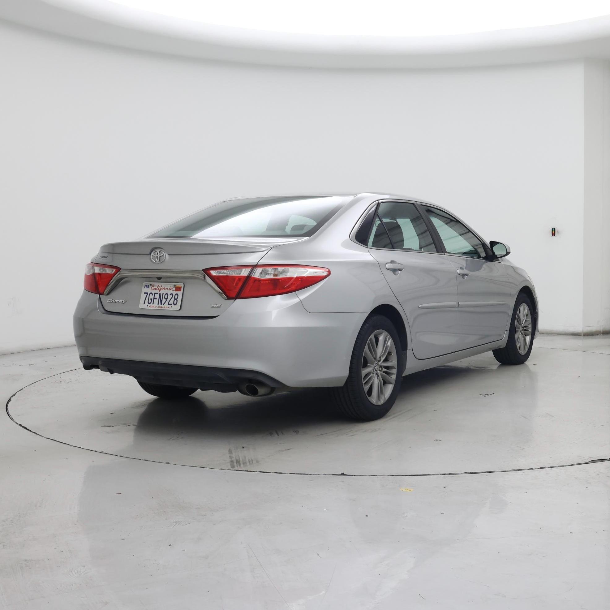 Thumbnail: 2016 Toyota Camry - 8