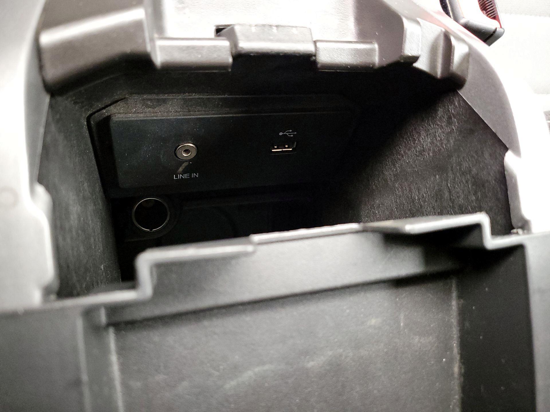 Thumbnail: 2014 Ford Escape - 18