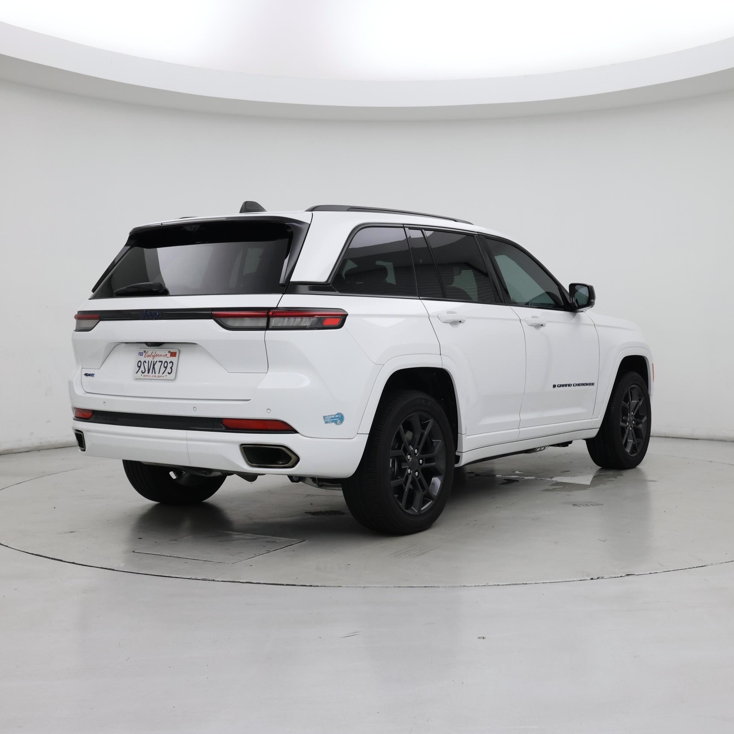 Thumbnail: 2024 Jeep Grand Cherokee - 8