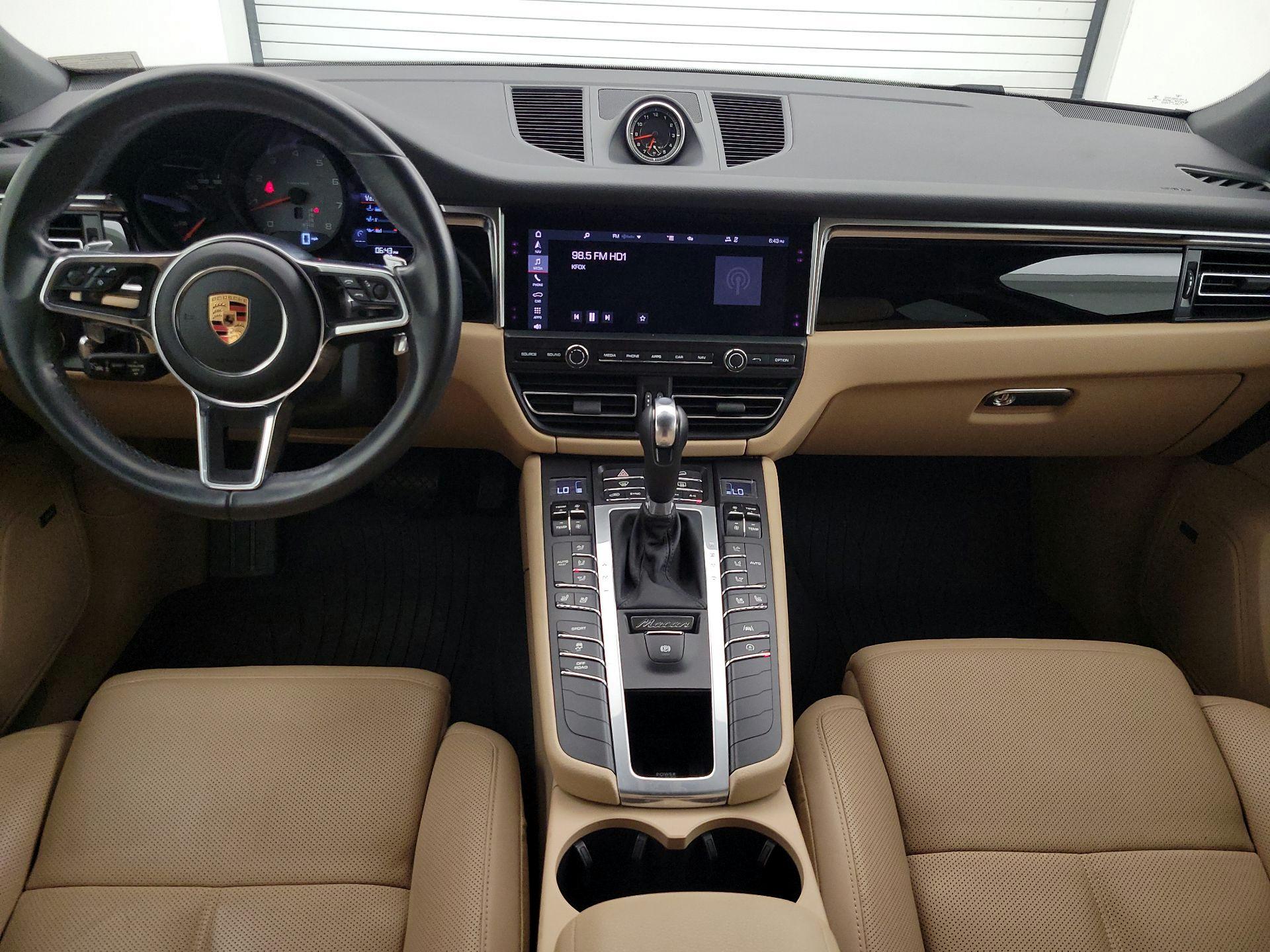 Thumbnail: 2020 Porsche Macan - 9
