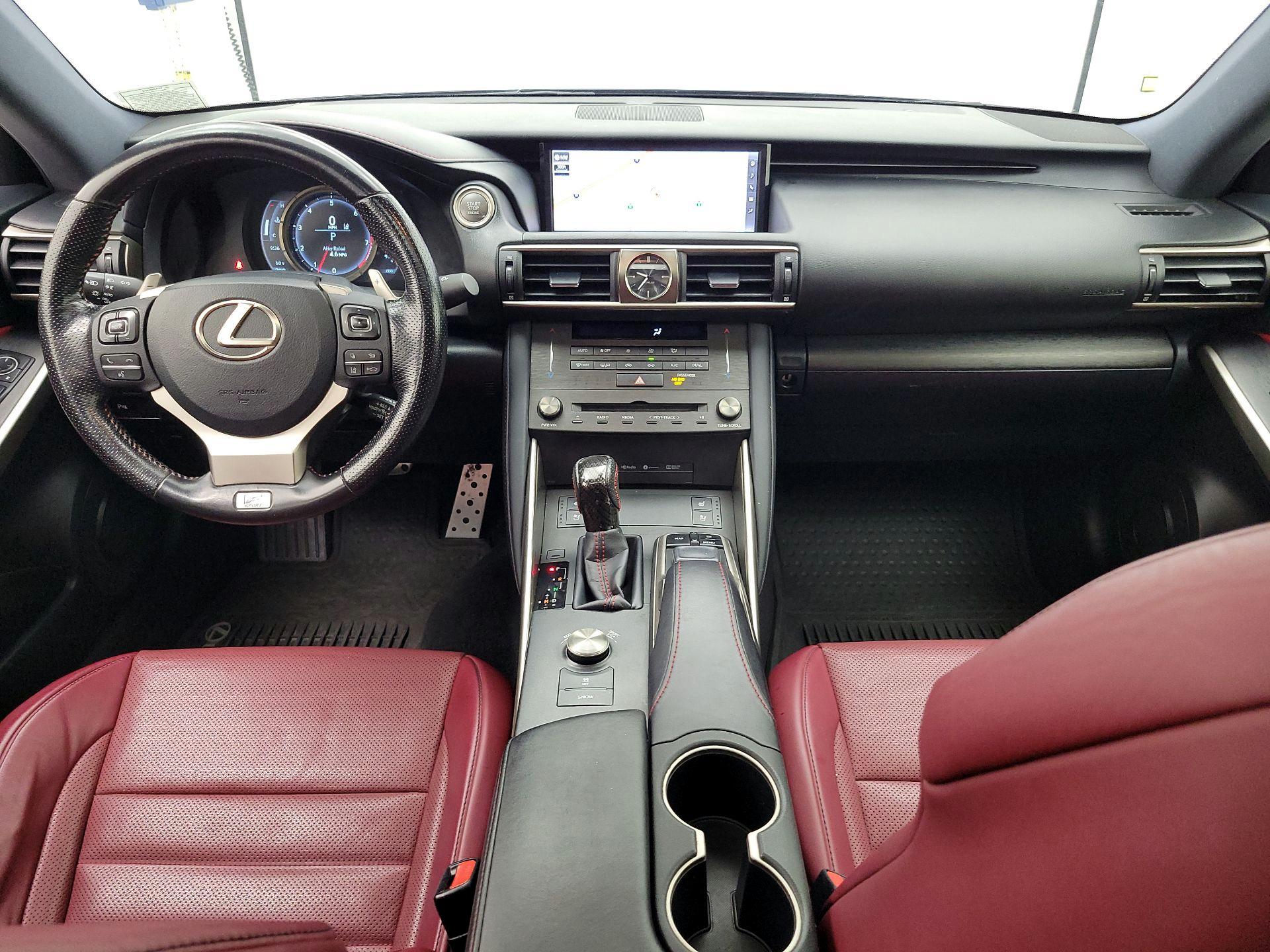 Thumbnail: 2019 Lexus IS - 9