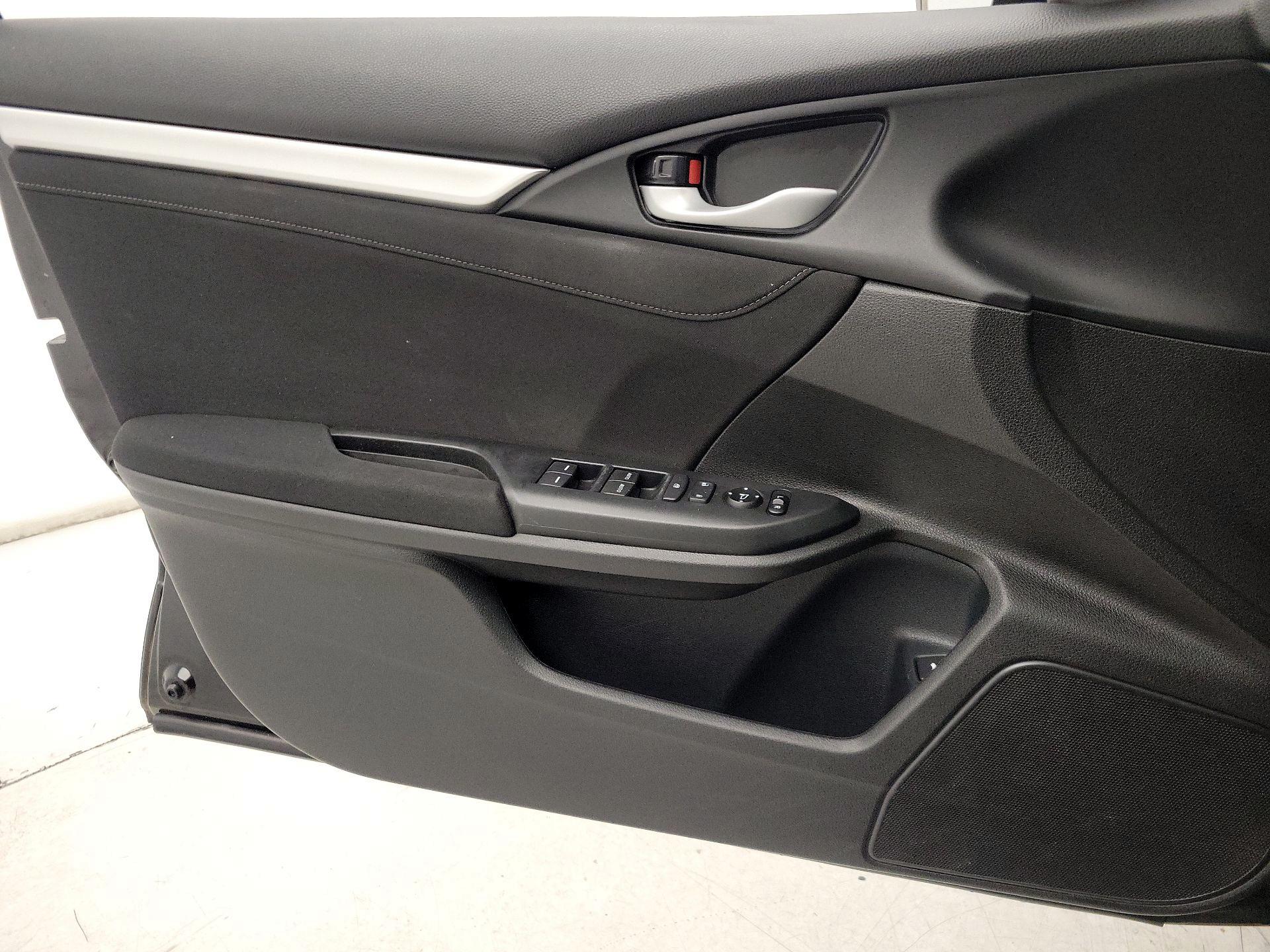 Thumbnail: 2020 Honda Civic - 12