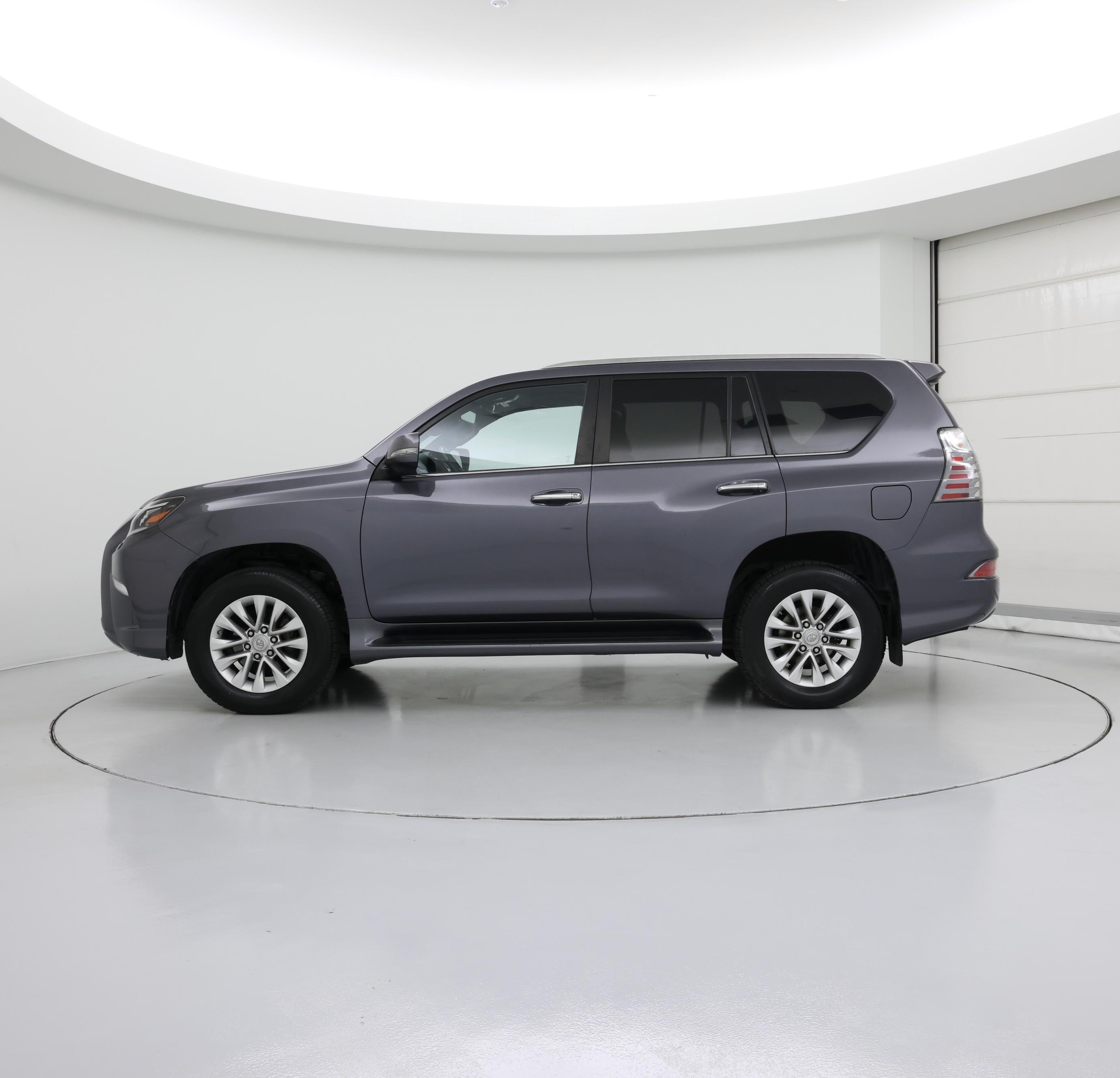Thumbnail: 2021 Lexus GX - 3