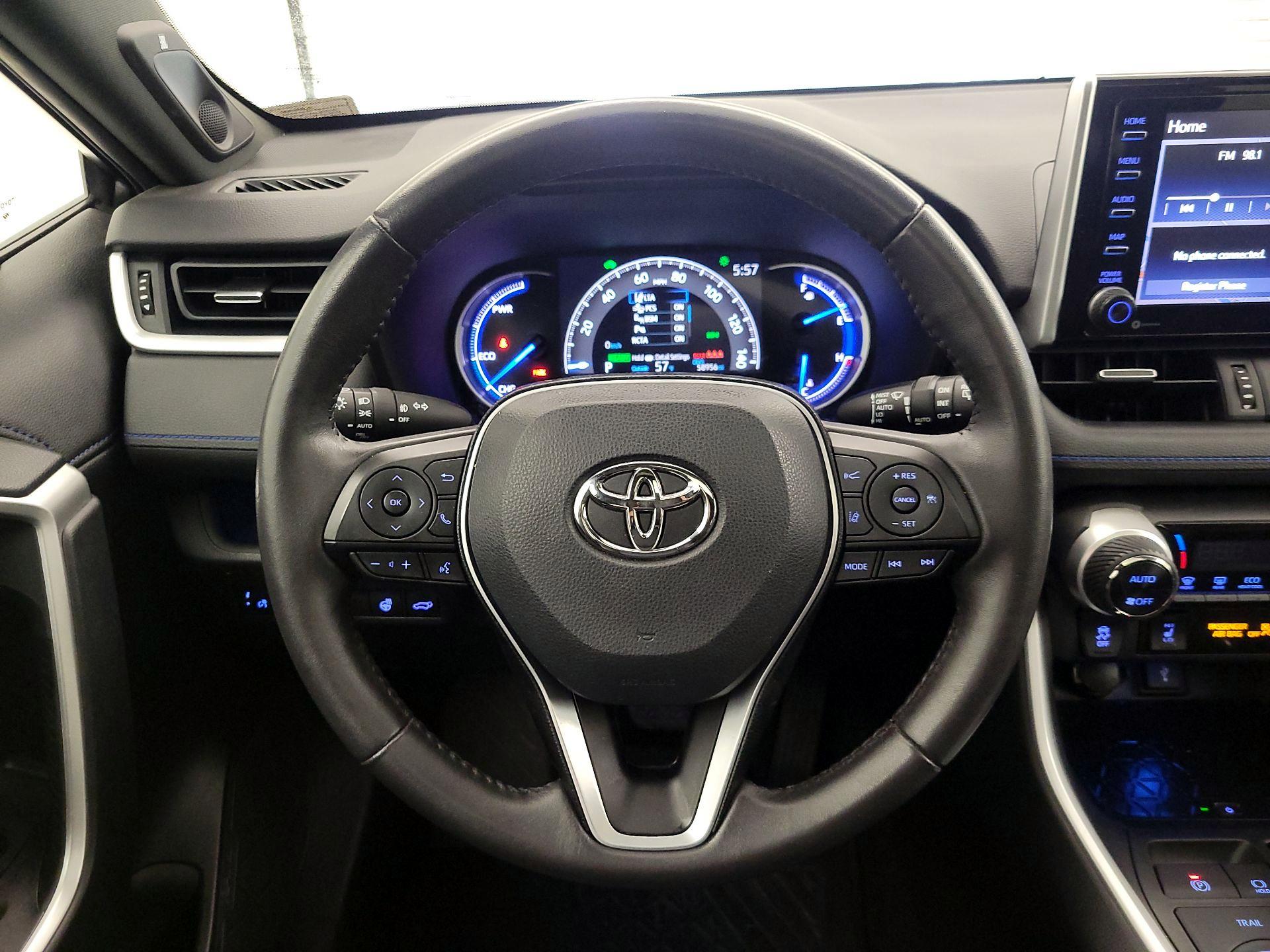 Thumbnail: 2020 Toyota RAV4 - 10