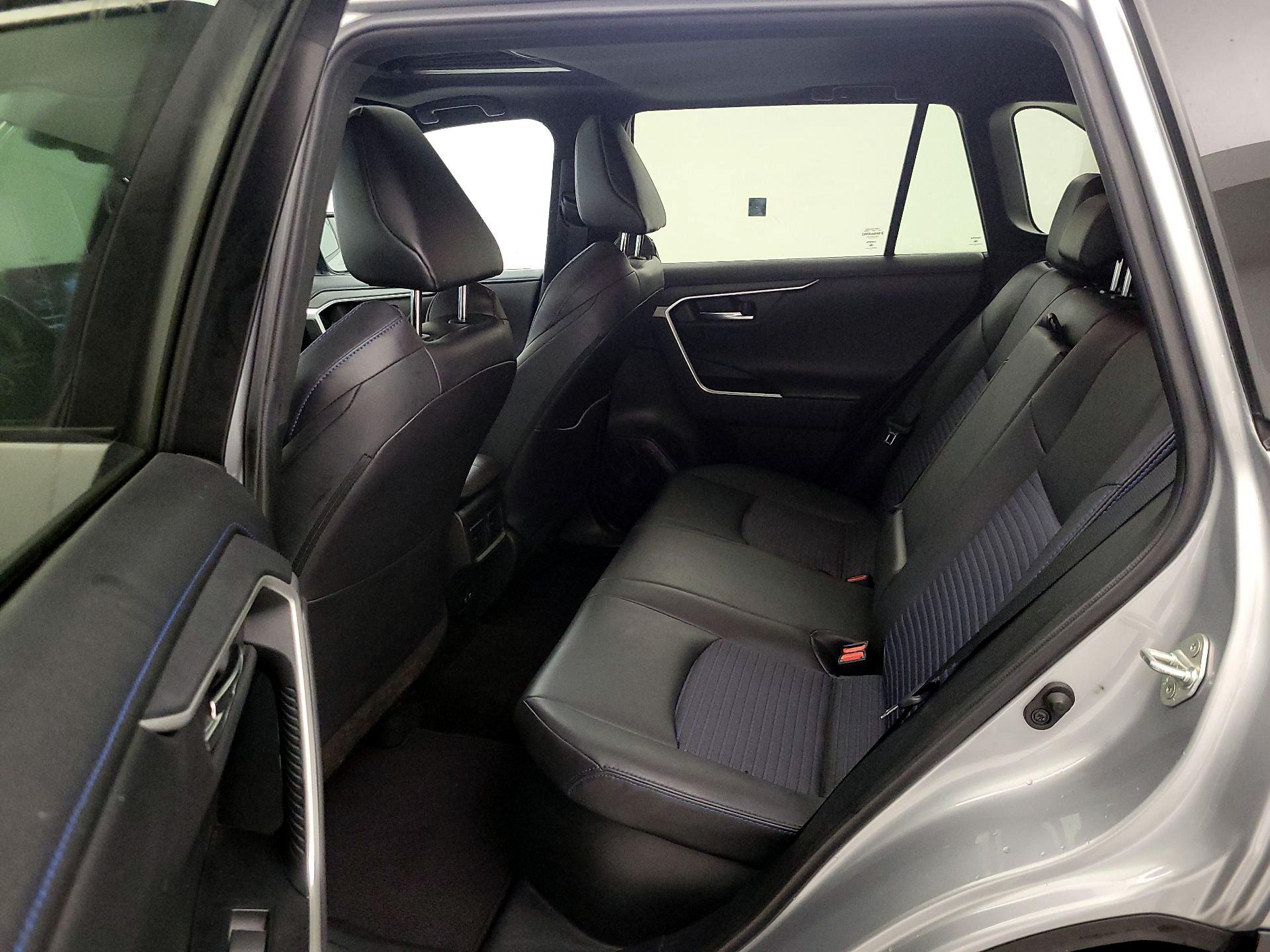 Thumbnail: 2020 Toyota RAV4 - 20