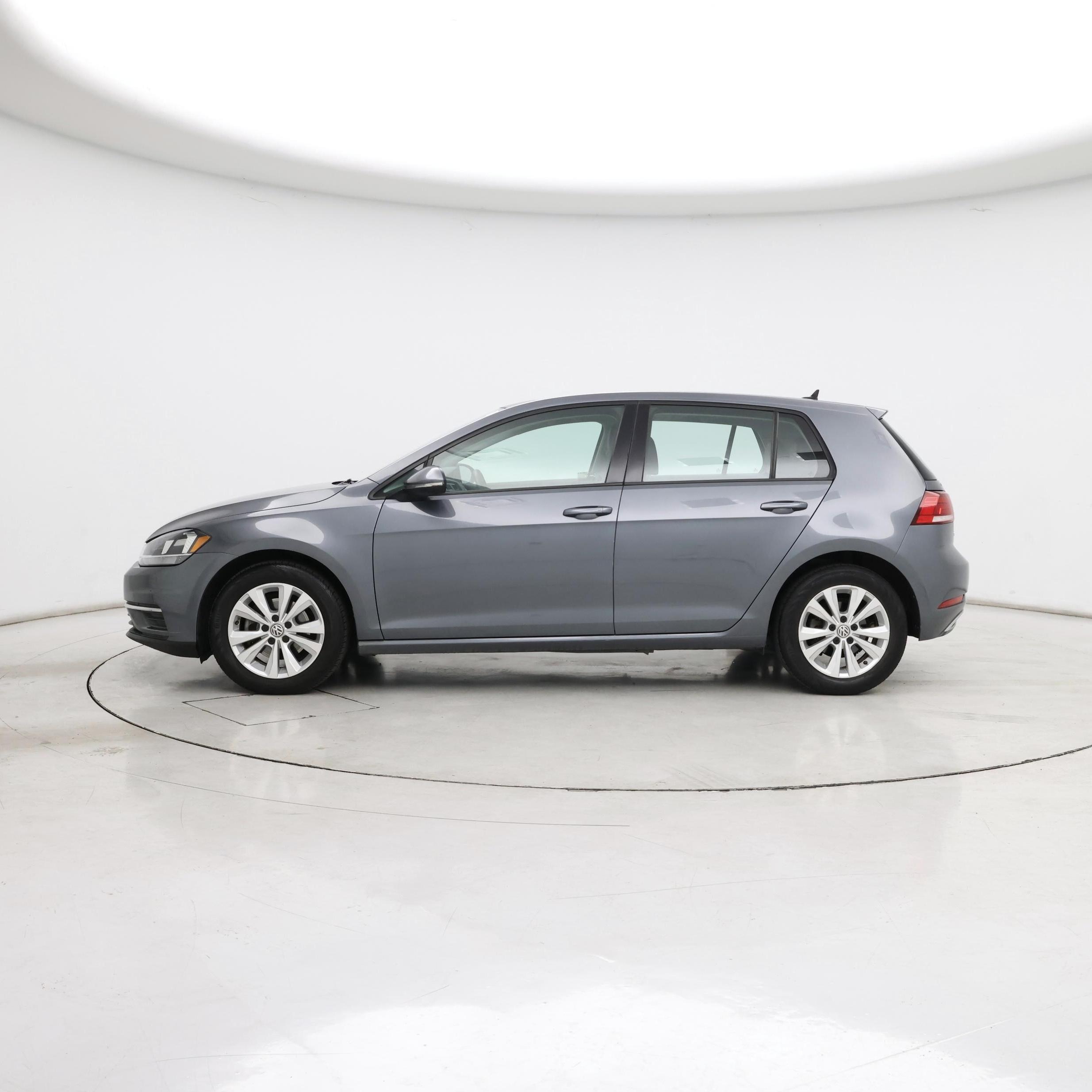 Thumbnail: 2020 Volkswagen Golf - 3