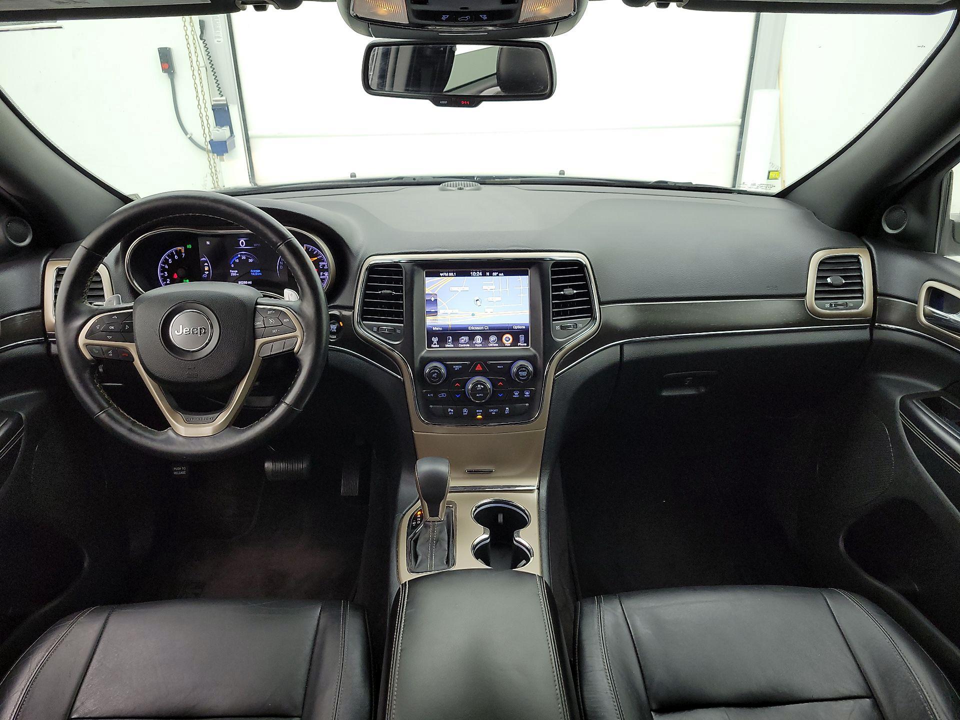 Thumbnail: 2016 Jeep Grand Cherokee - 9