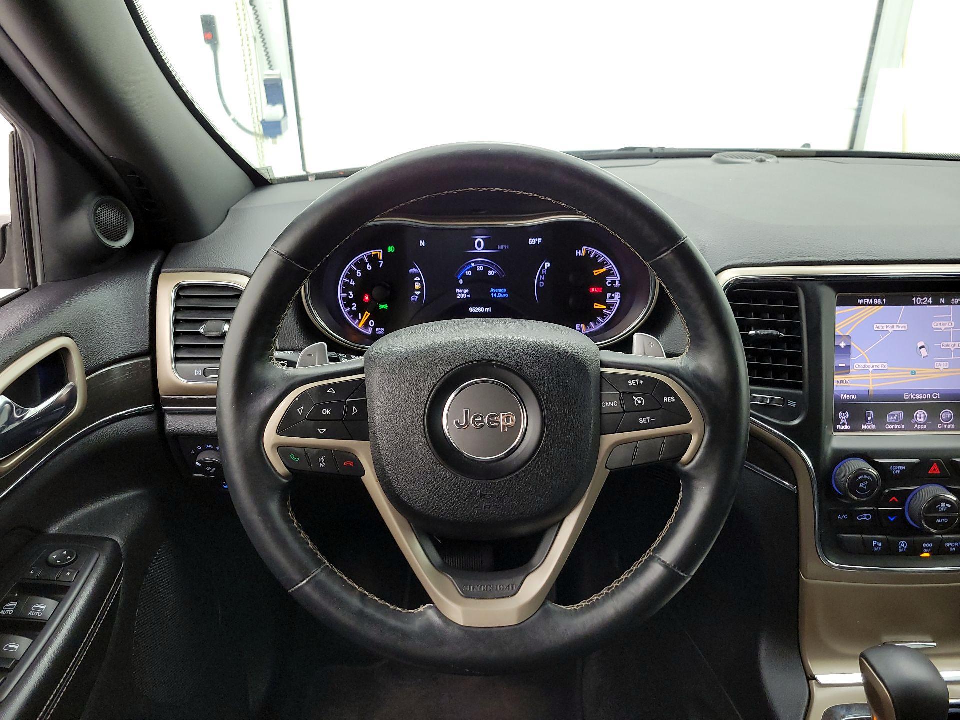 Thumbnail: 2016 Jeep Grand Cherokee - 10