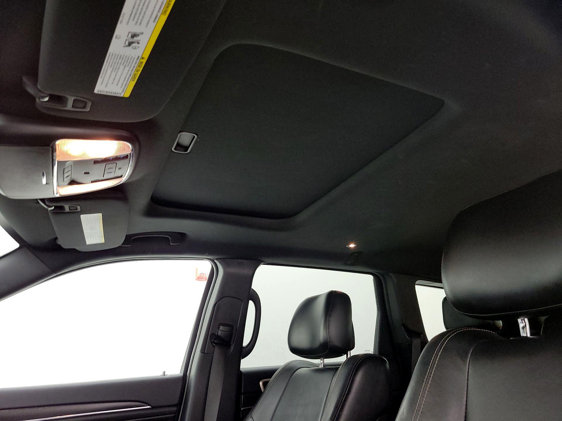Thumbnail: 2016 Jeep Grand Cherokee - 20