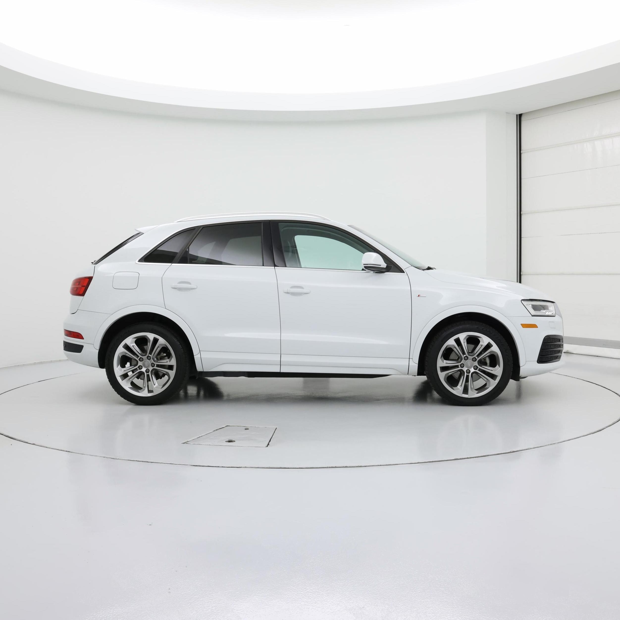 Thumbnail: 2016 Audi Q3 - 7