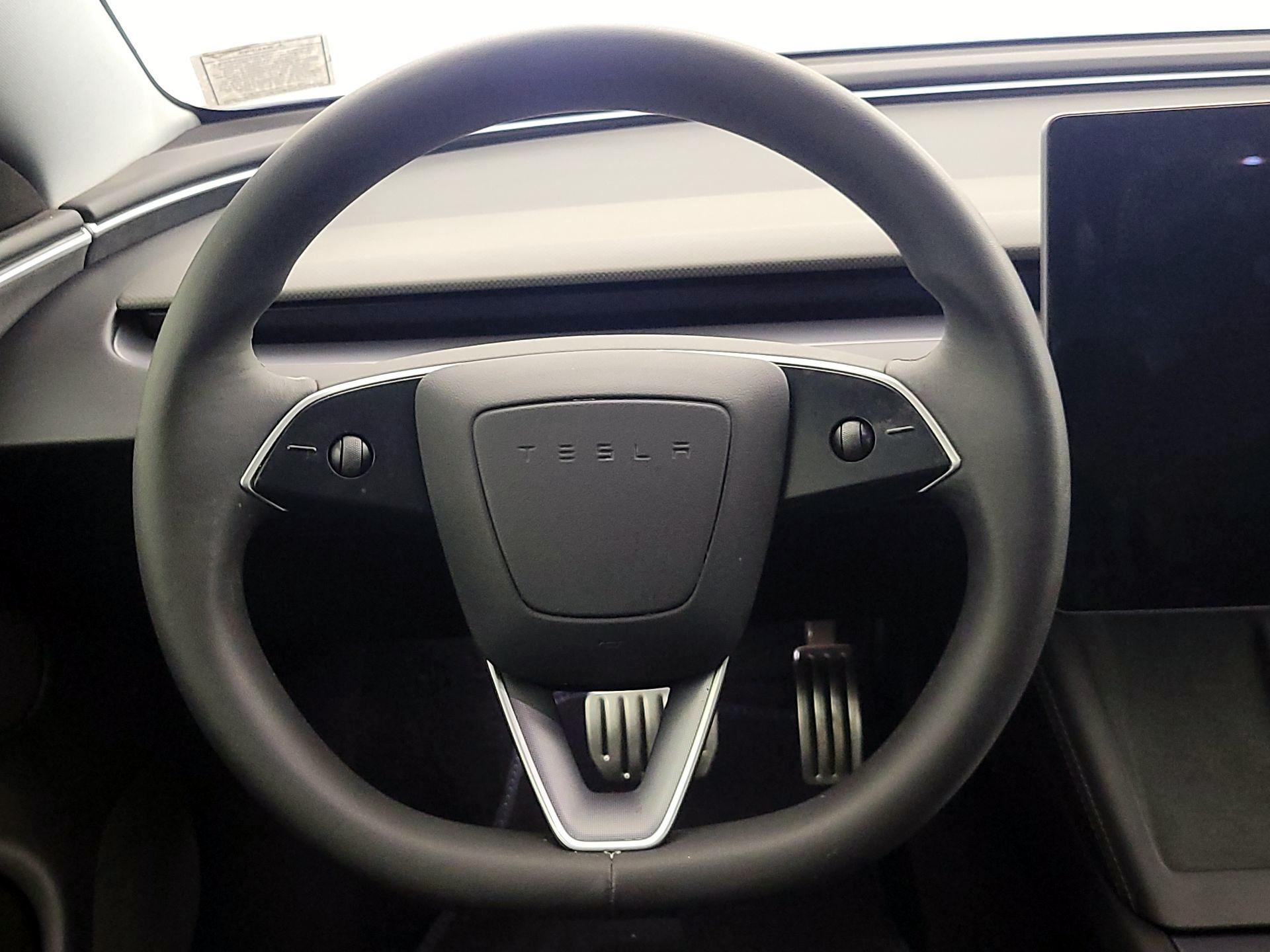 Thumbnail: 2024 Tesla Model 3 - 10