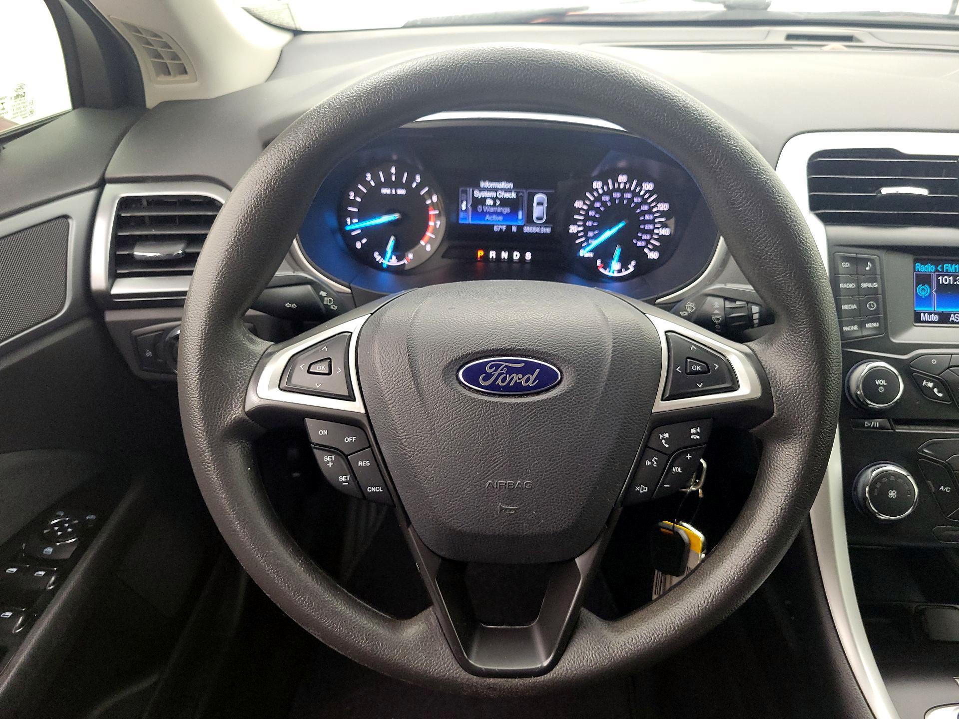 Thumbnail: 2014 Ford Fusion - 10