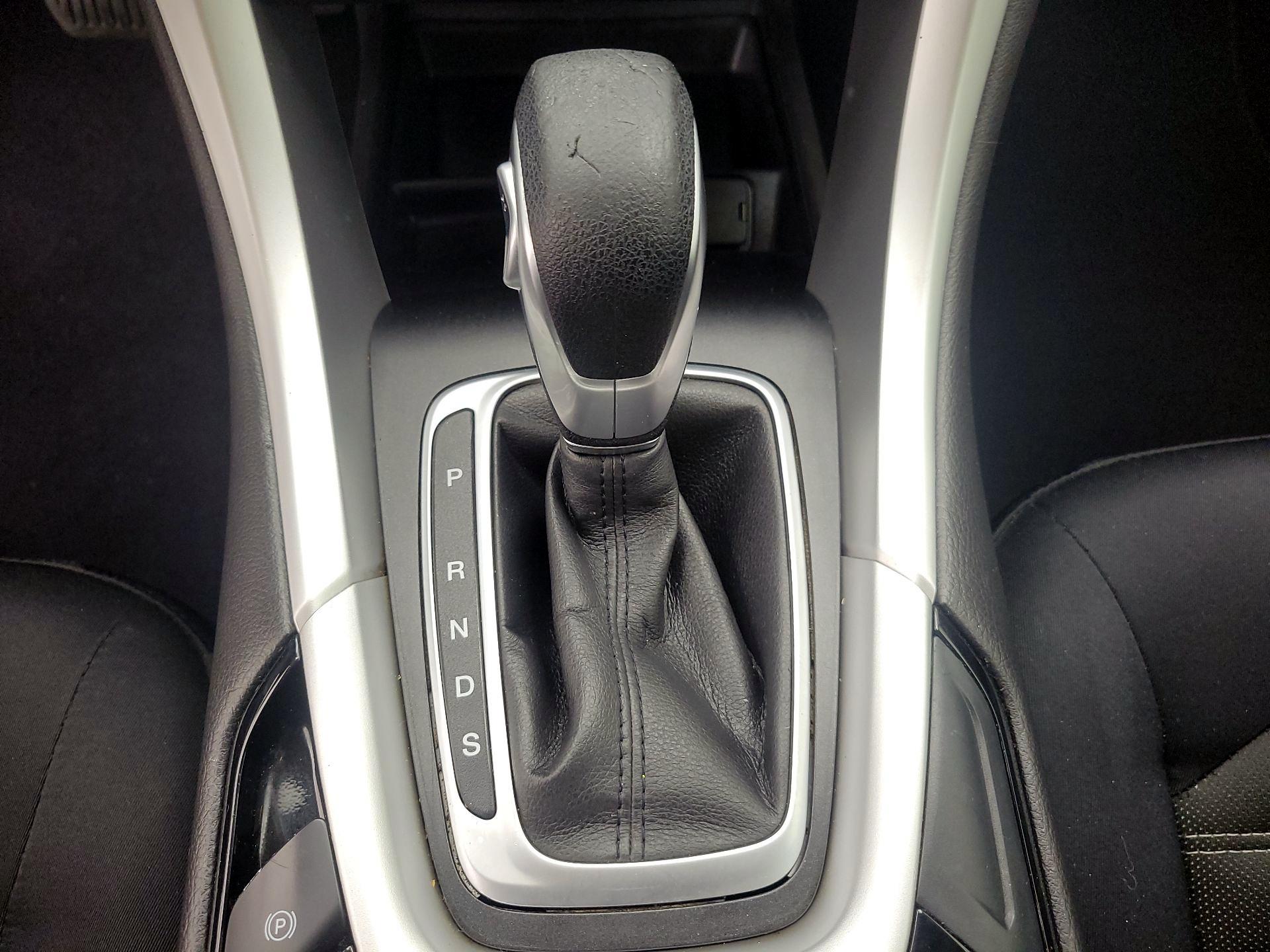 Thumbnail: 2014 Ford Fusion - 16