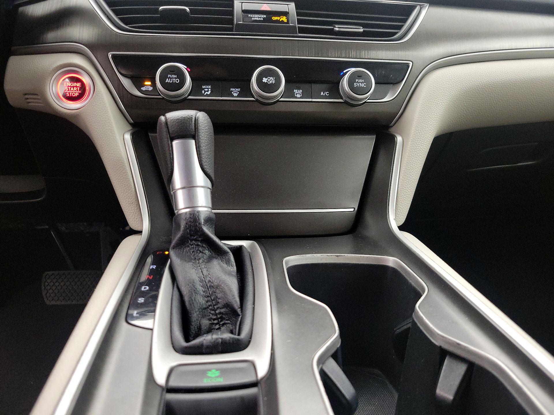 Thumbnail: 2018 Honda Accord - 17