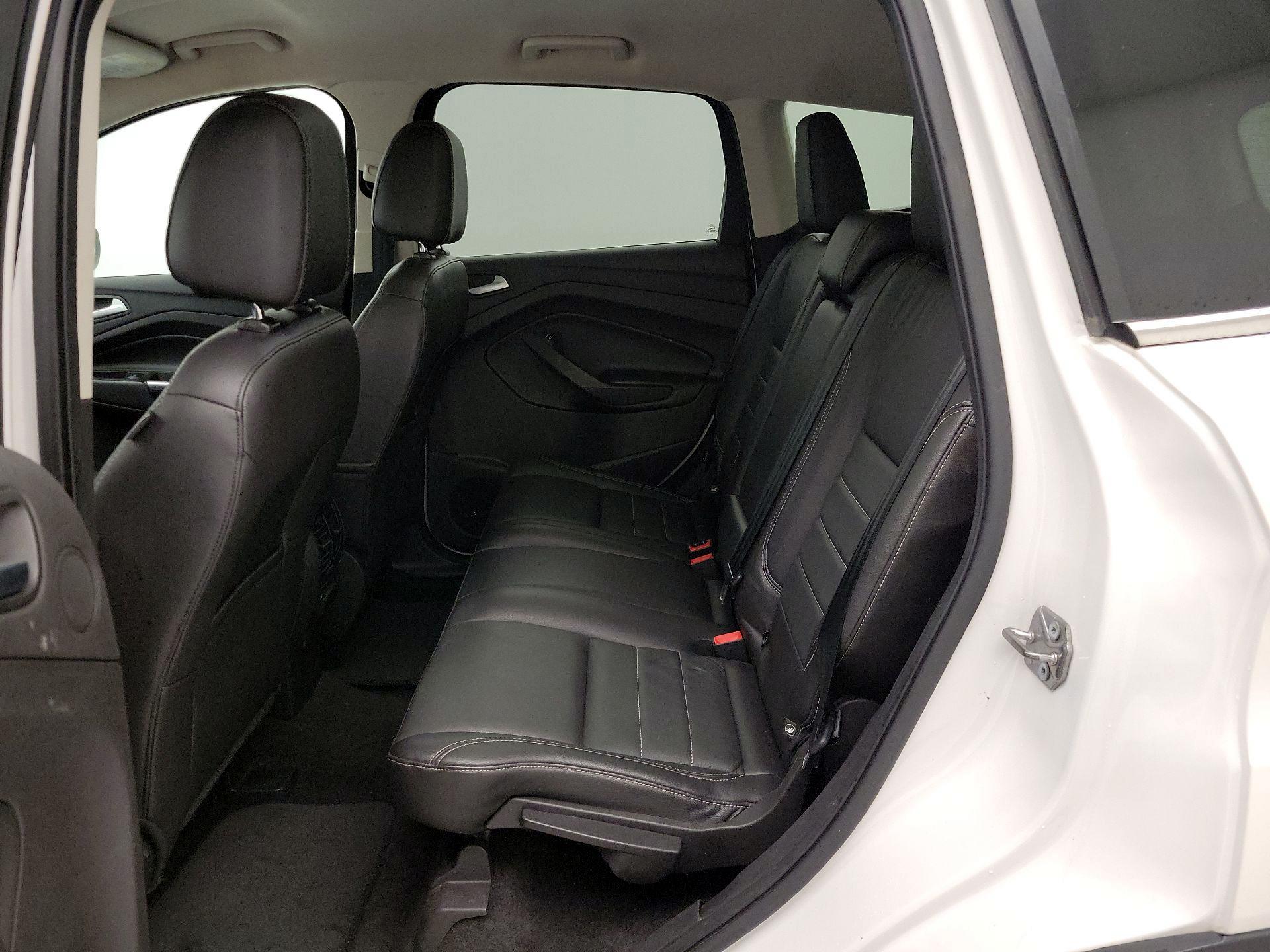 Thumbnail: 2016 Ford Escape - 18