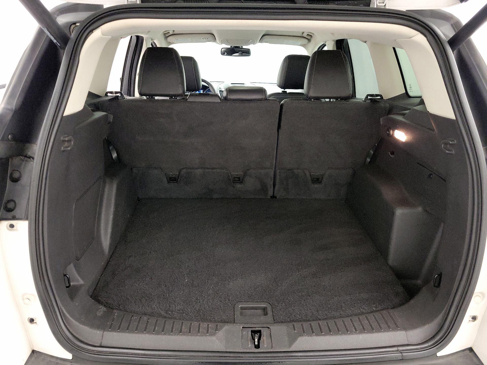 Thumbnail: 2016 Ford Escape - 19