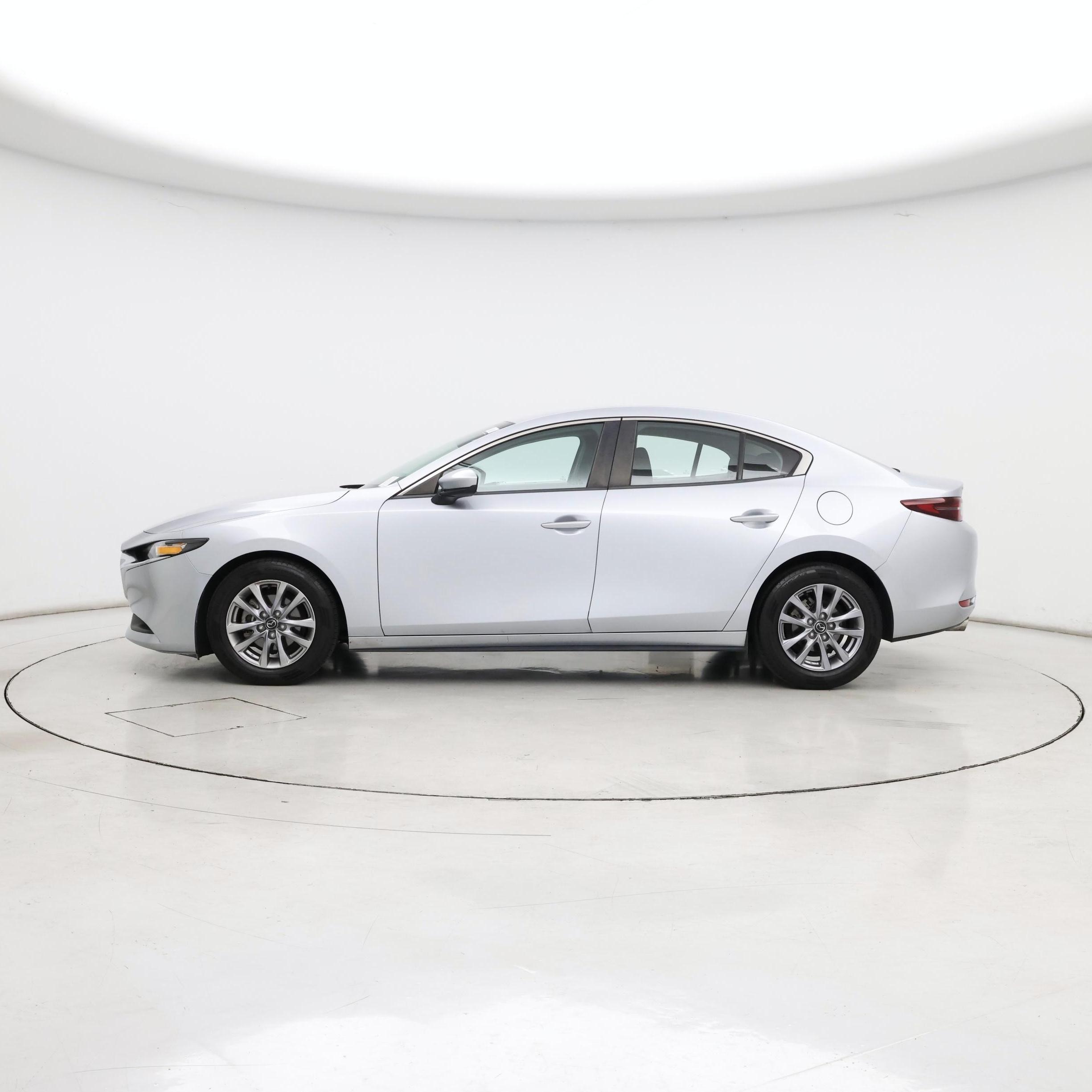 Thumbnail: 2020 Mazda Mazda3 - 3