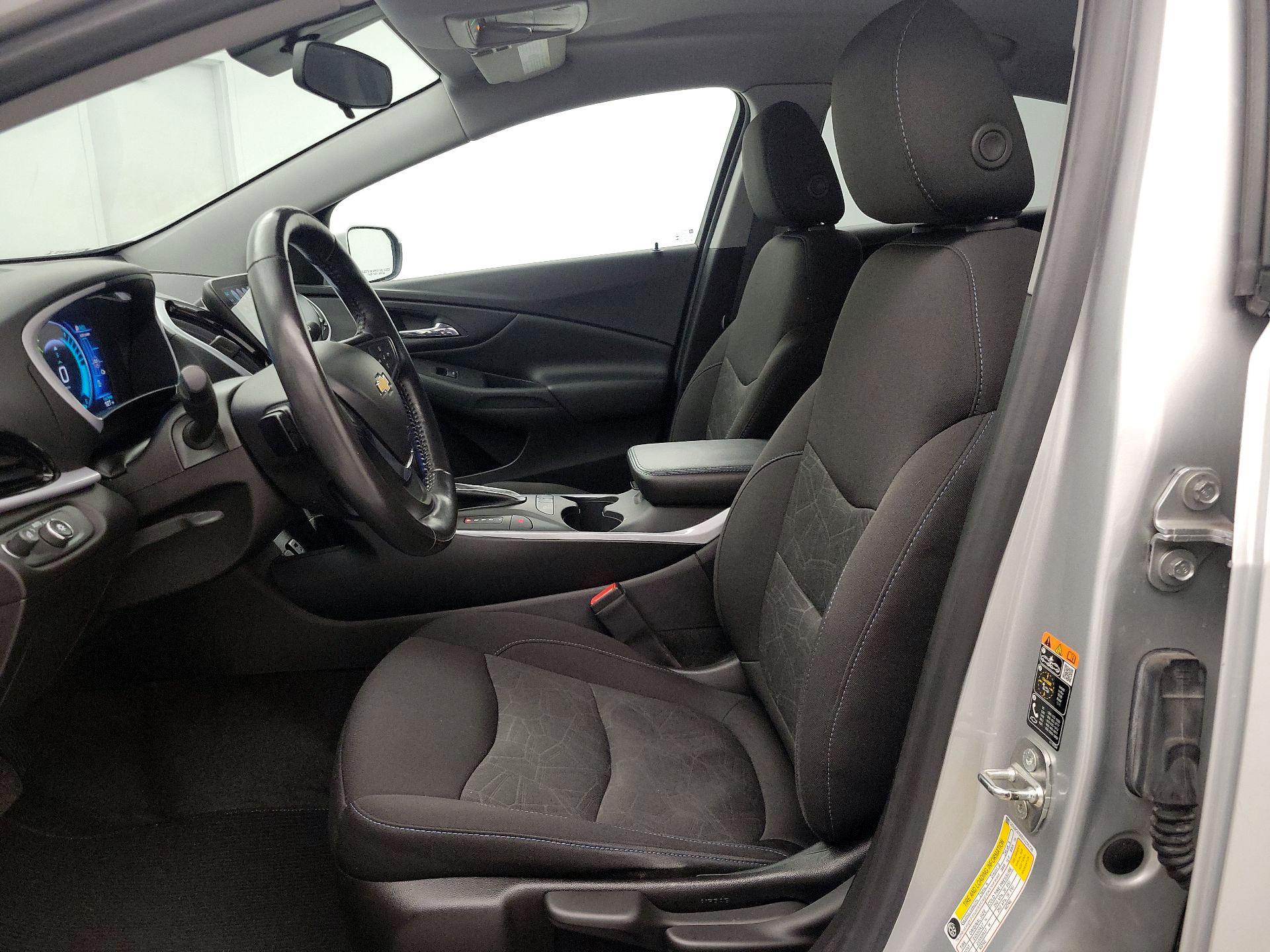 Thumbnail: 2018 Chevrolet Volt - 11