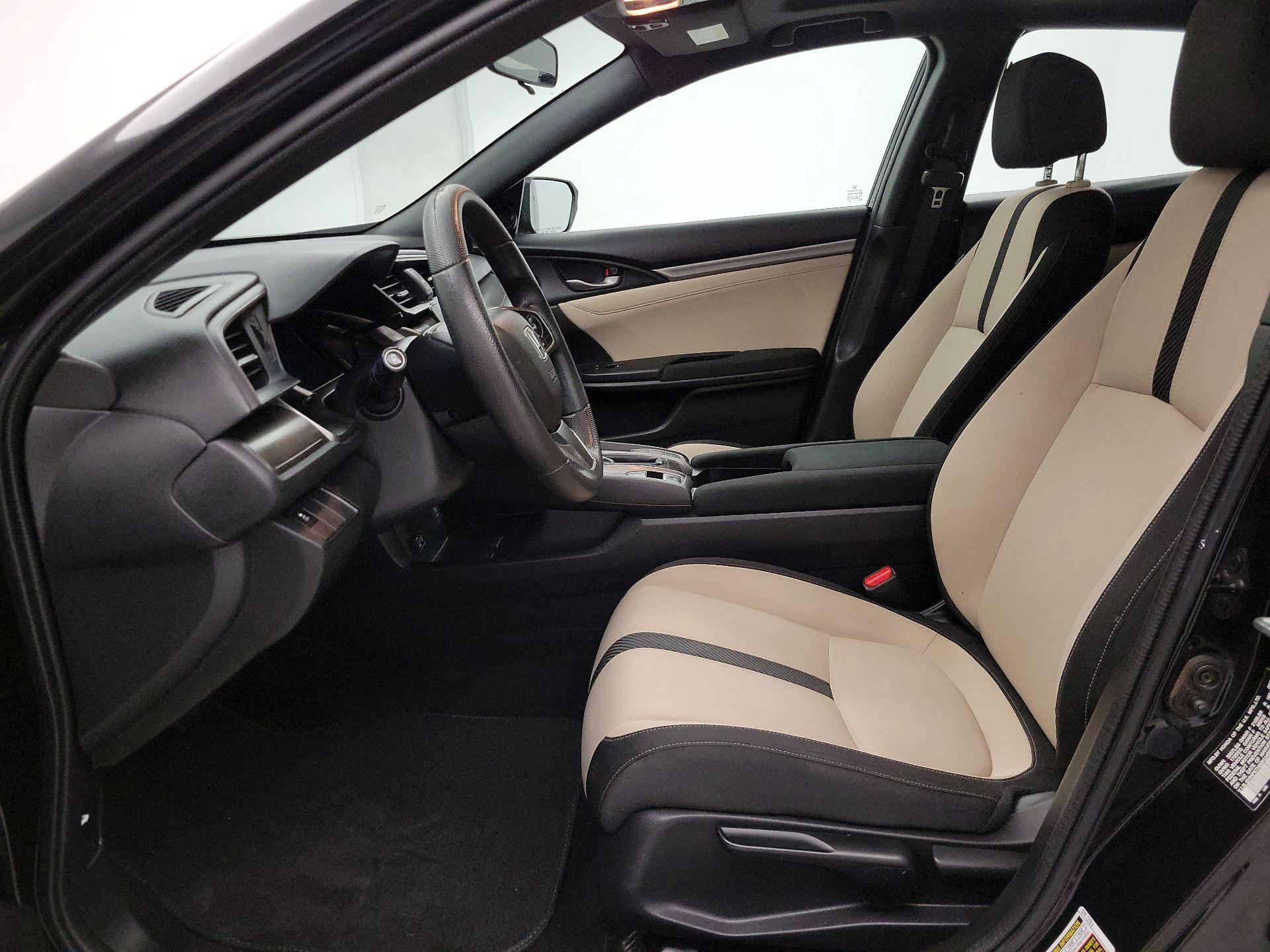 Thumbnail: 2017 Honda Civic - 11