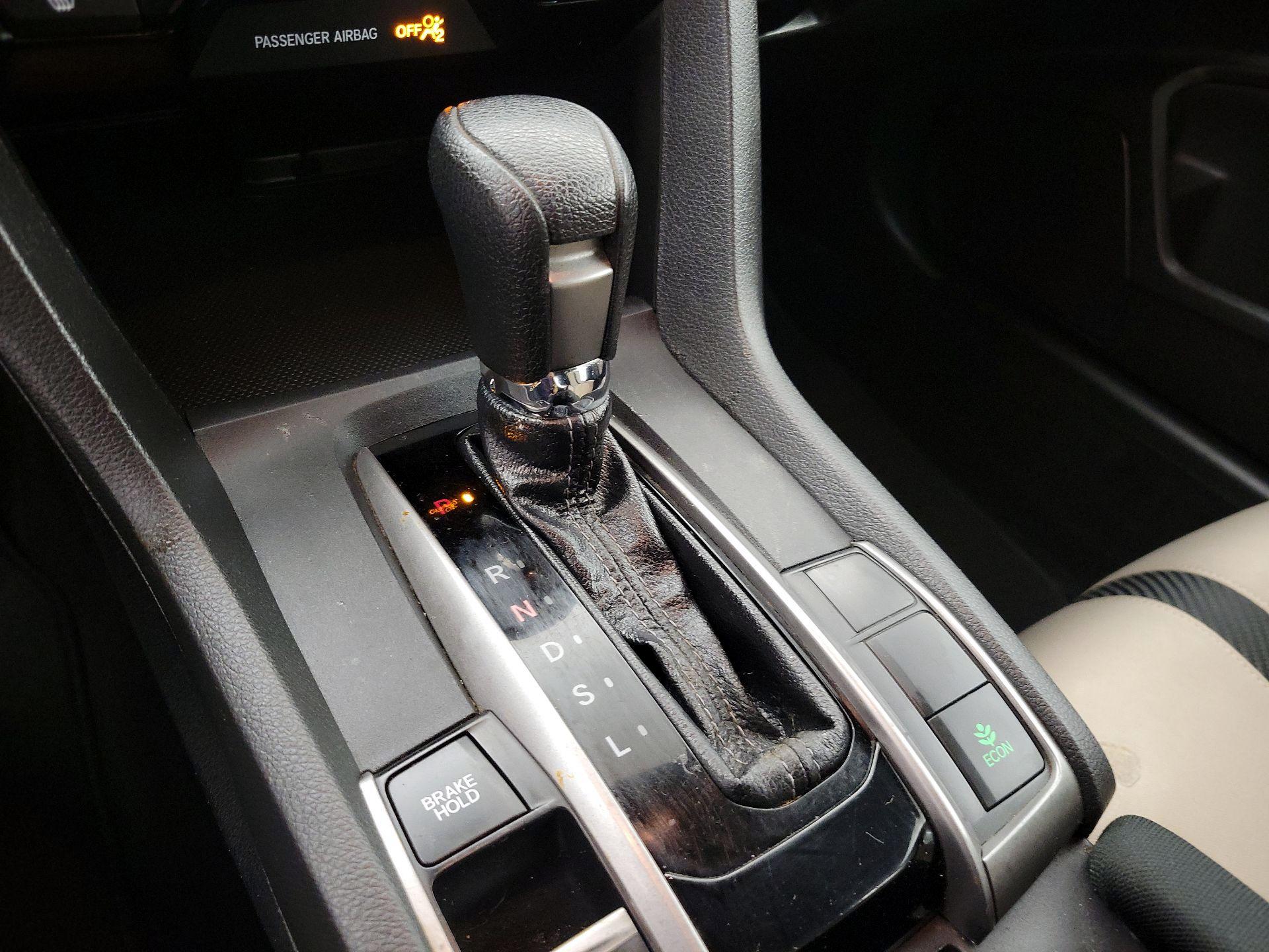 Thumbnail: 2017 Honda Civic - 17