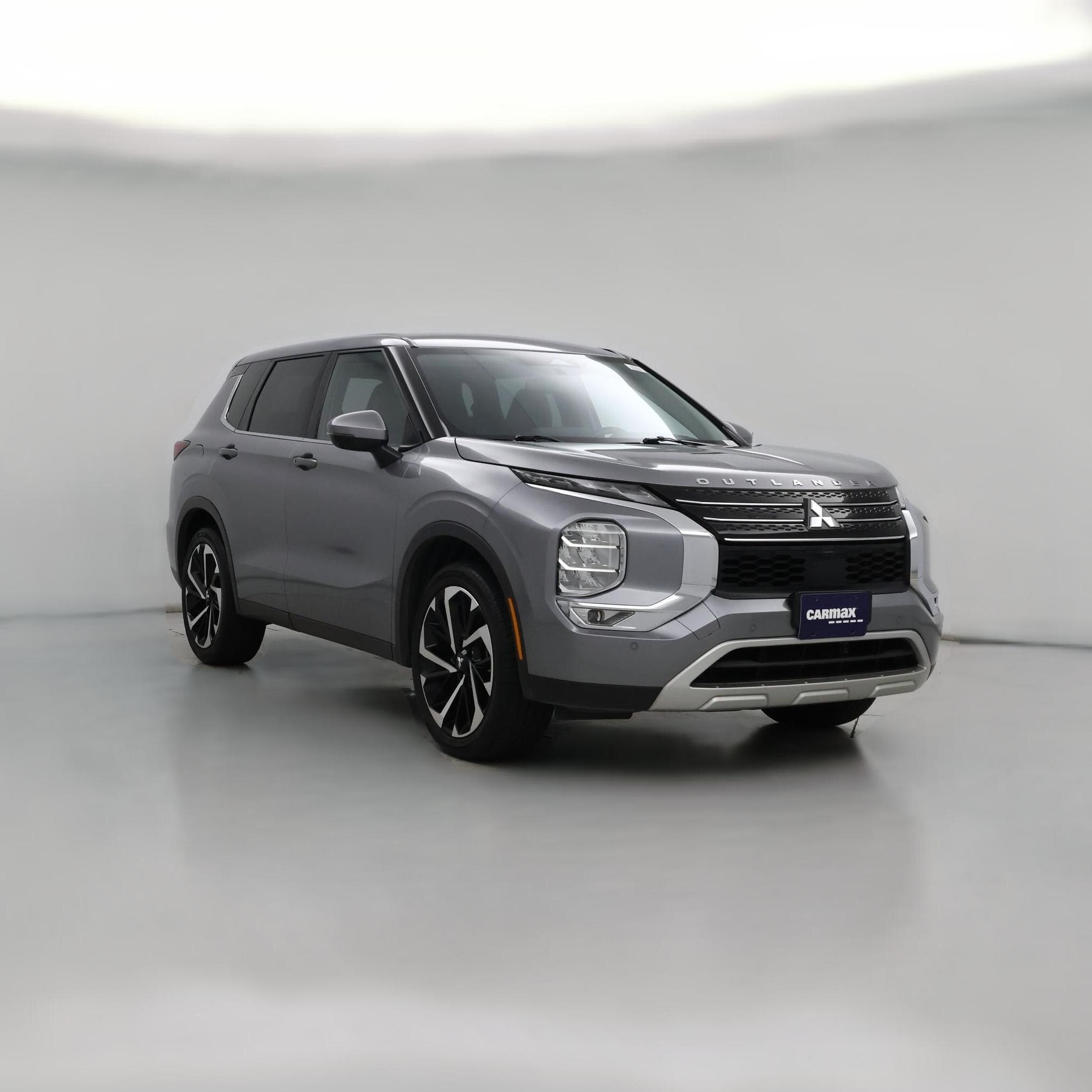 Thumbnail: 2022 Mitsubishi Outlander - 1