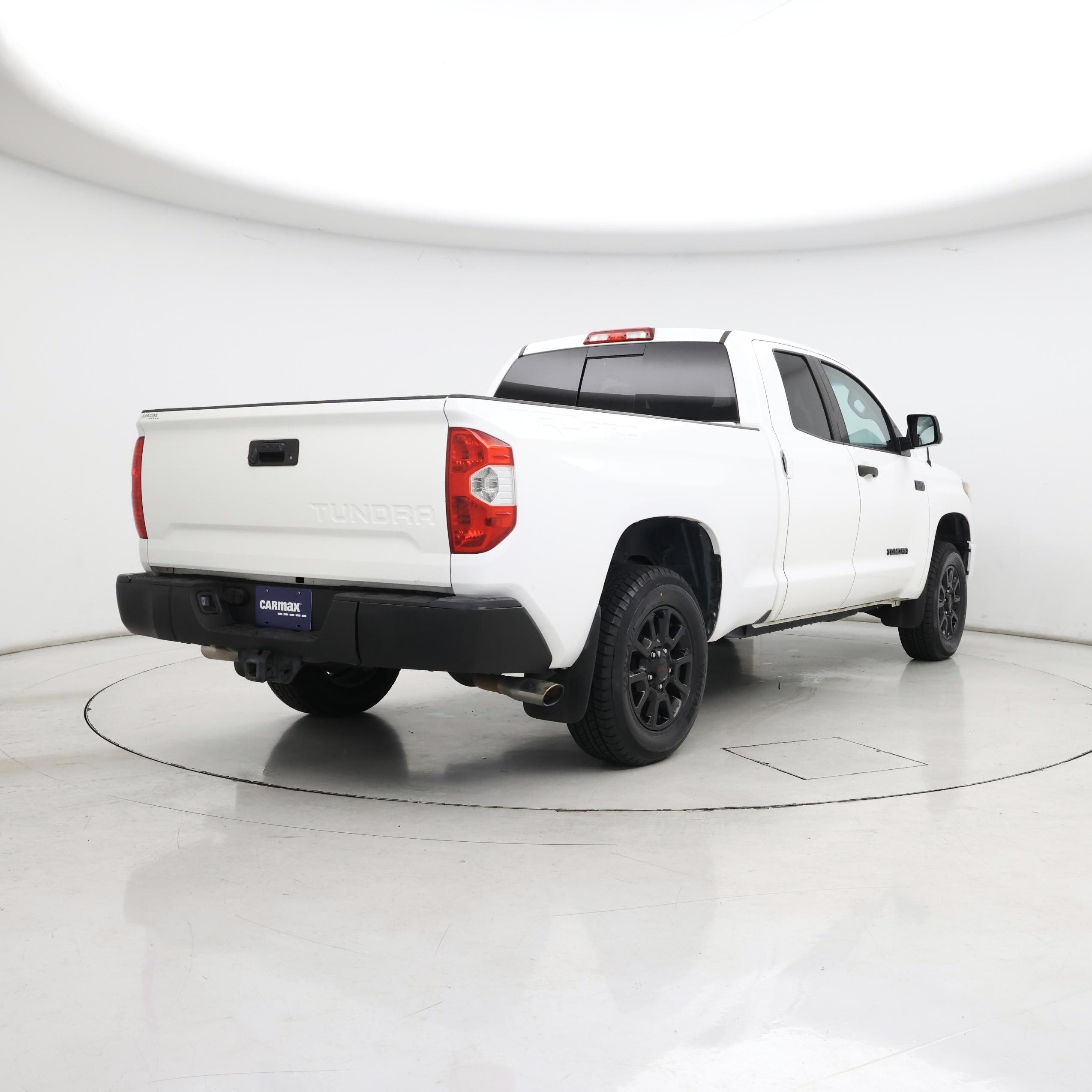 Thumbnail: 2016 Toyota Tundra - 8