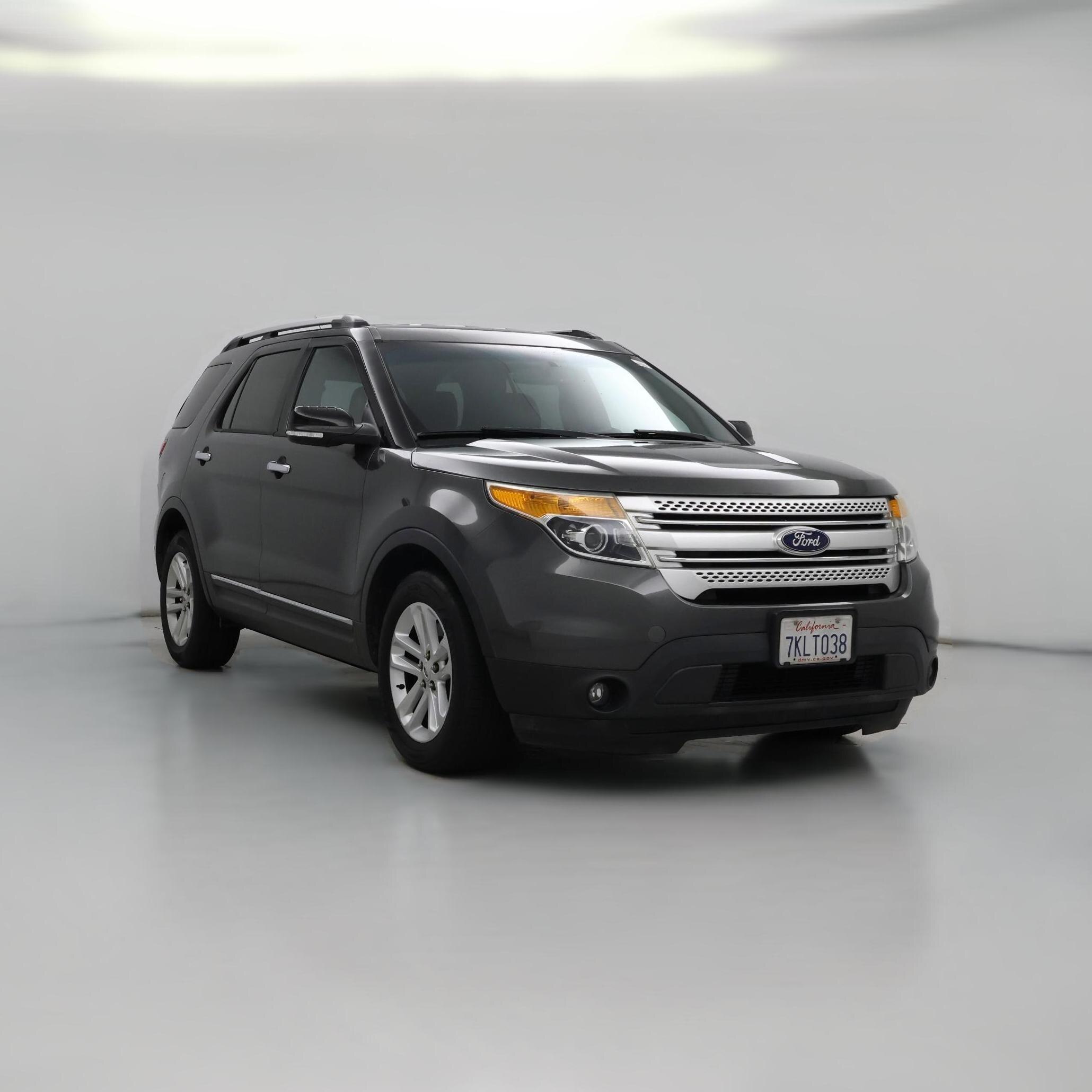Thumbnail: 2015 Ford Explorer - 1