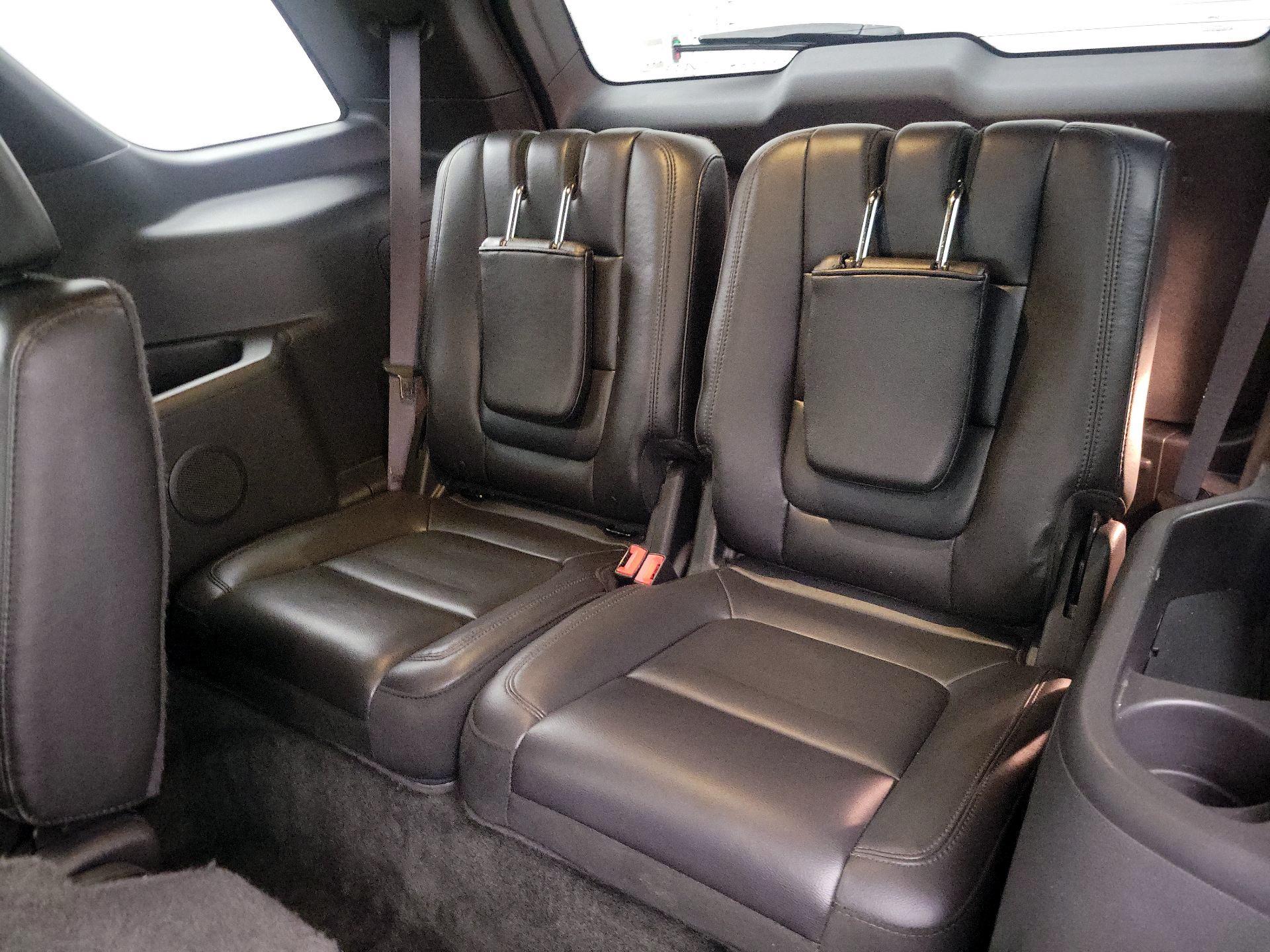 Thumbnail: 2015 Ford Explorer - 20