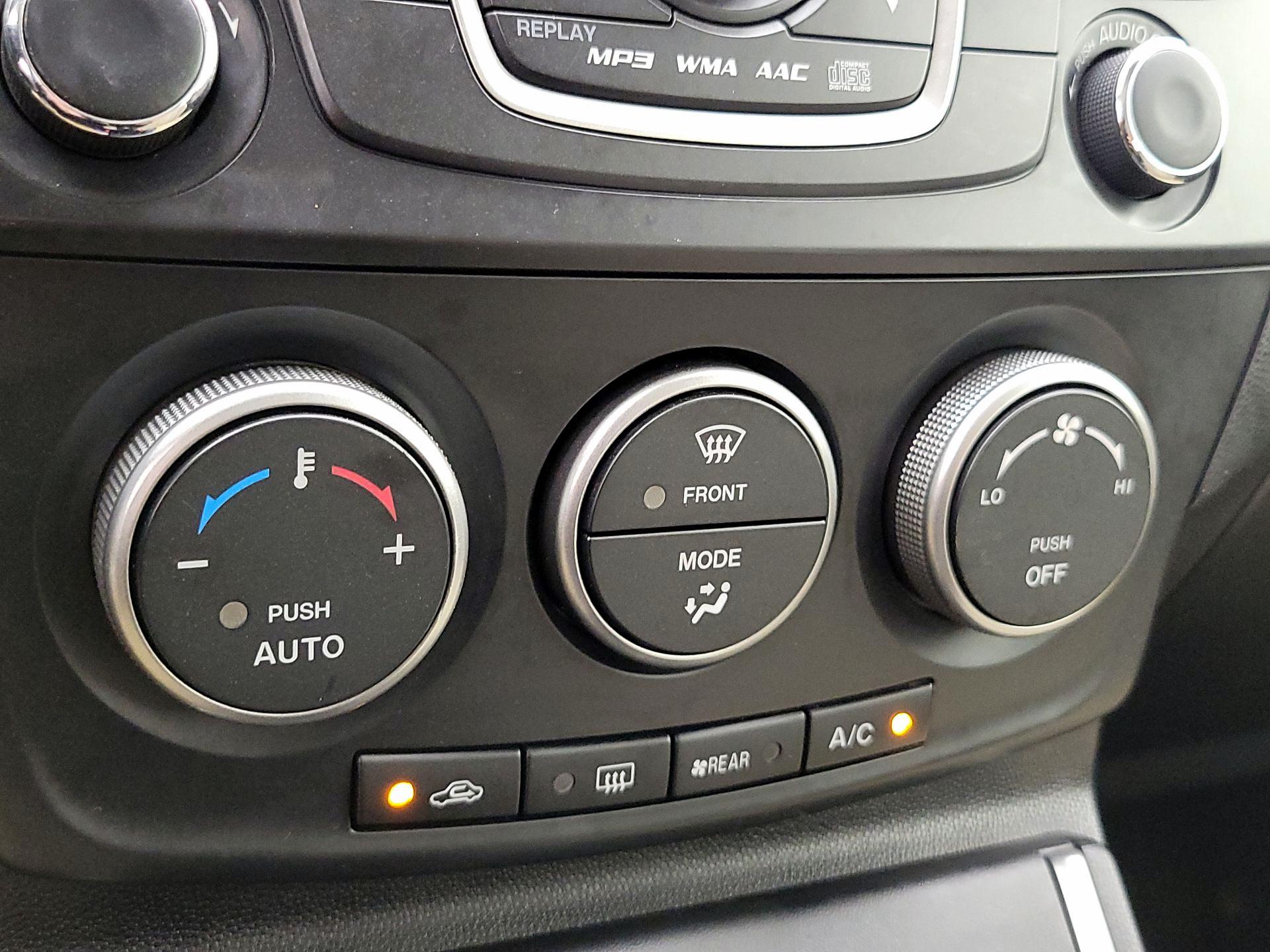 Thumbnail: 2014 Mazda Mazda5 - 15