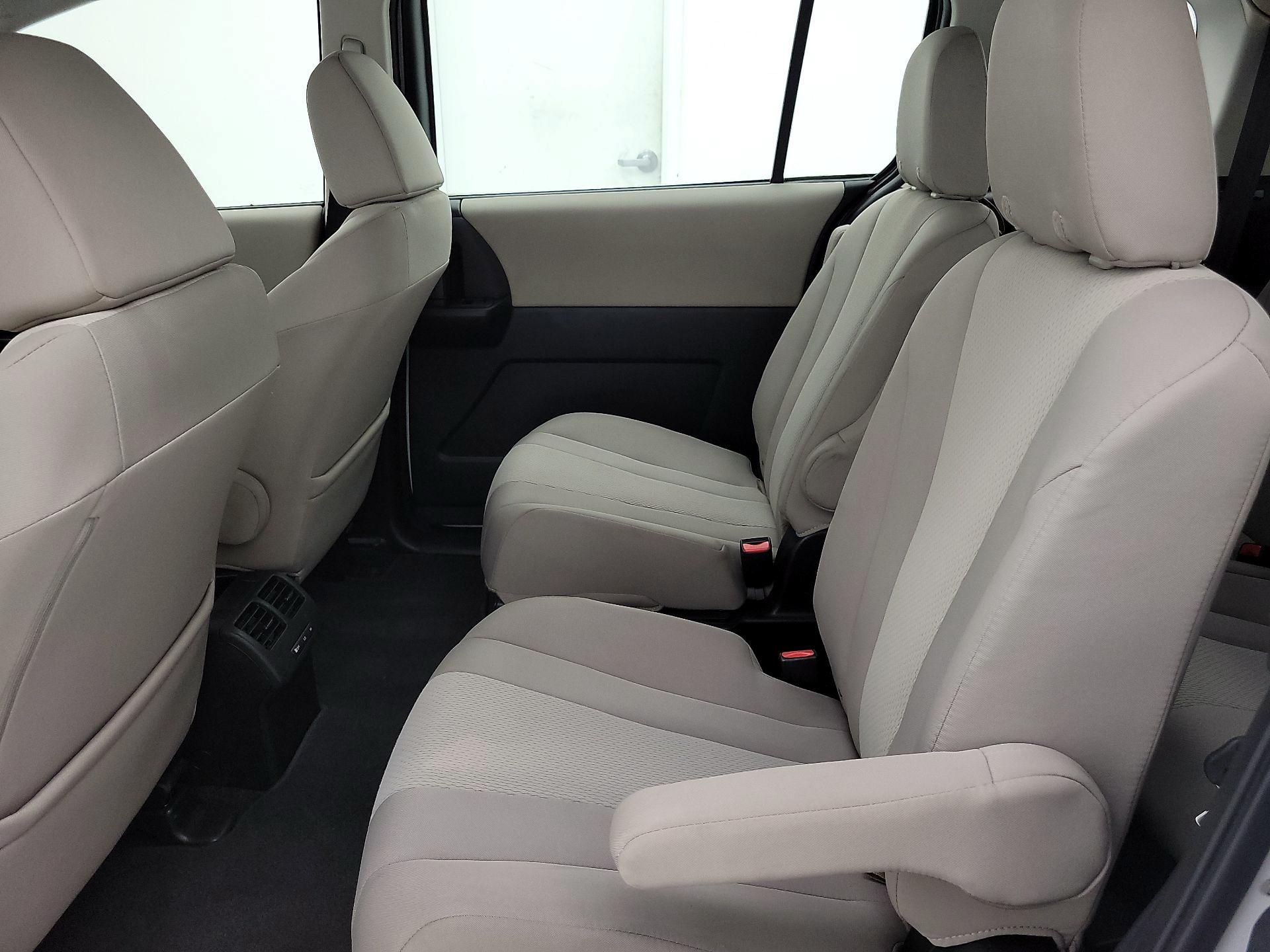 Thumbnail: 2014 Mazda Mazda5 - 18