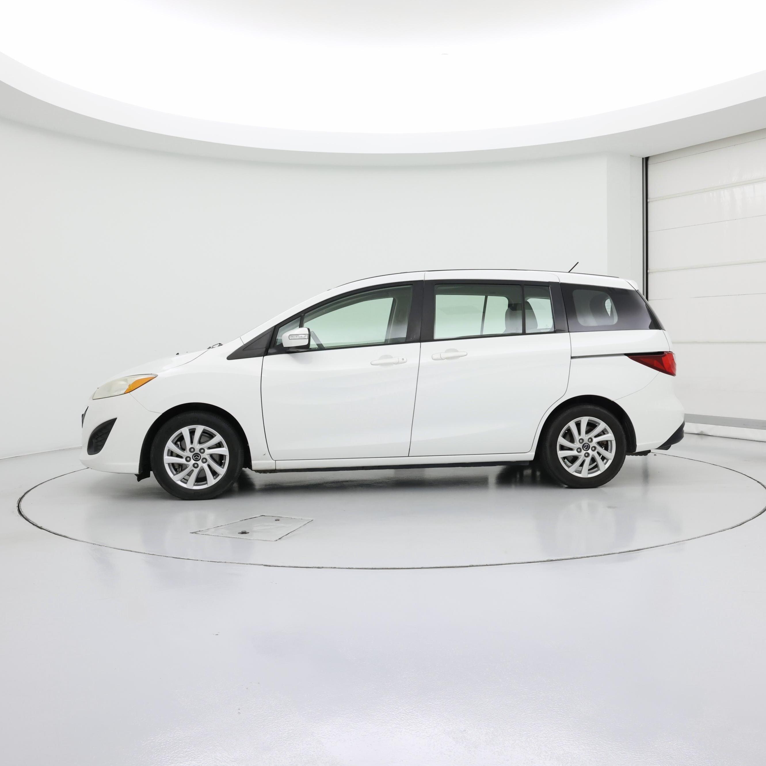 Thumbnail: 2014 Mazda Mazda5 - 3
