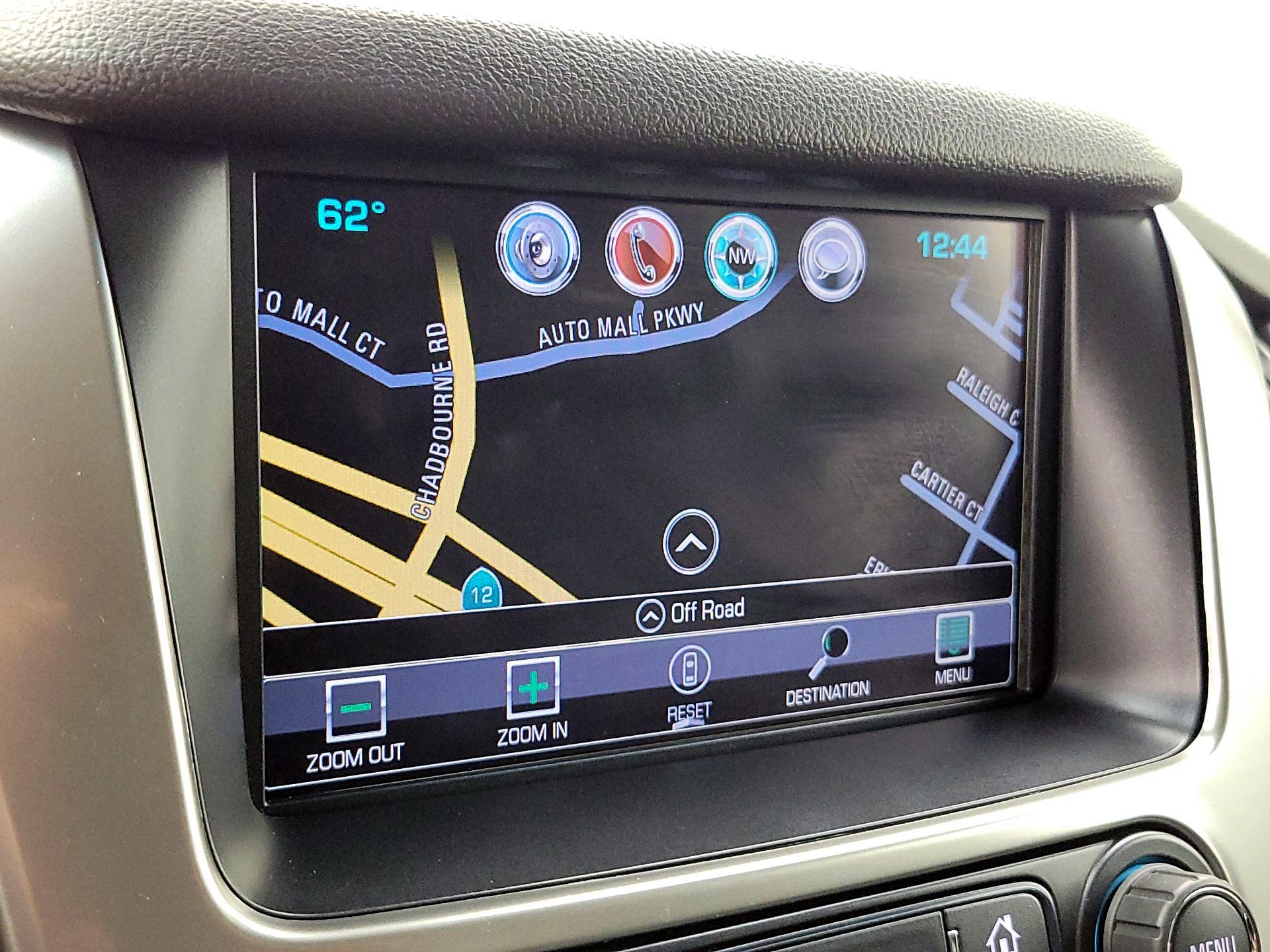 Thumbnail: 2017 Chevrolet Tahoe - 14