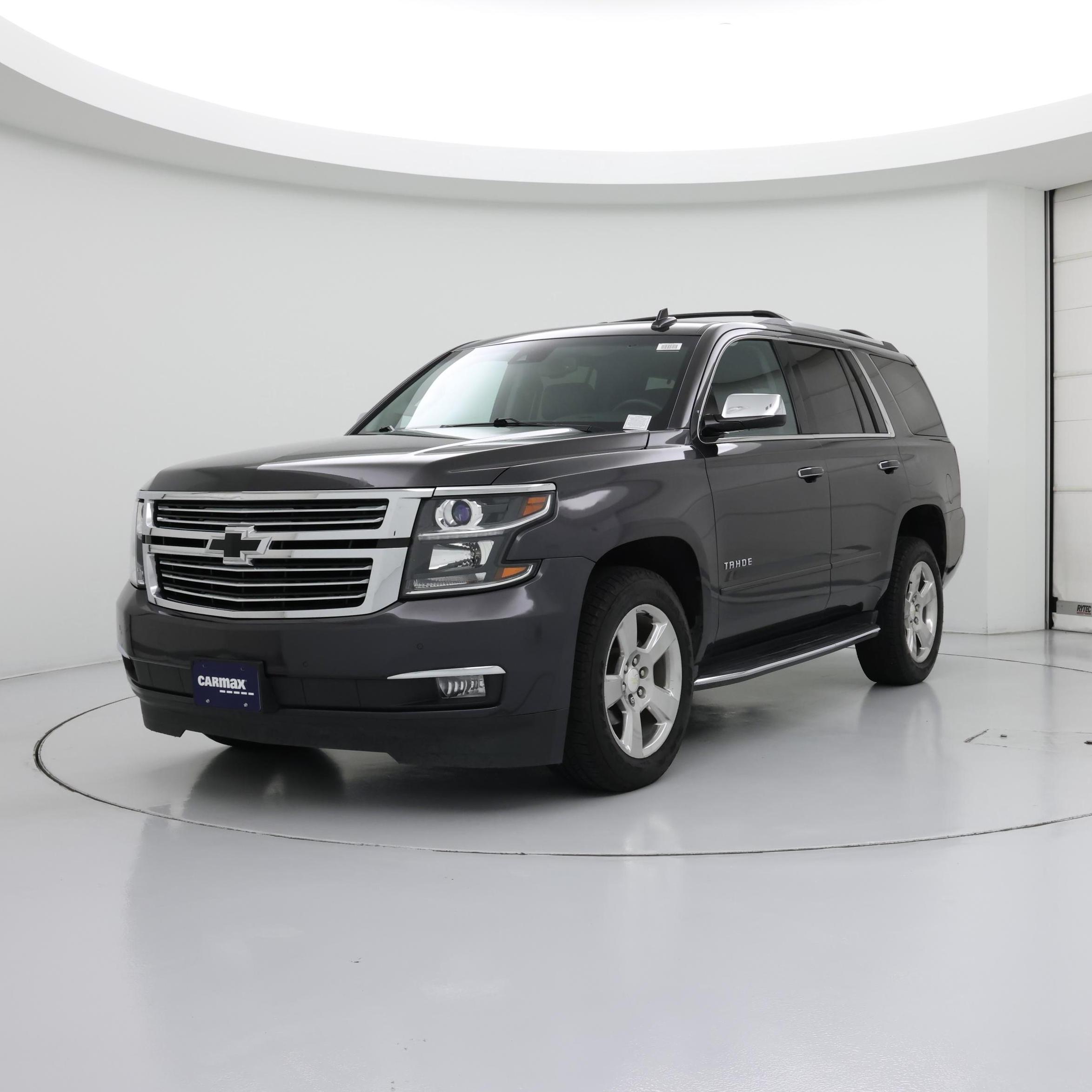 Thumbnail: 2017 Chevrolet Tahoe - 4