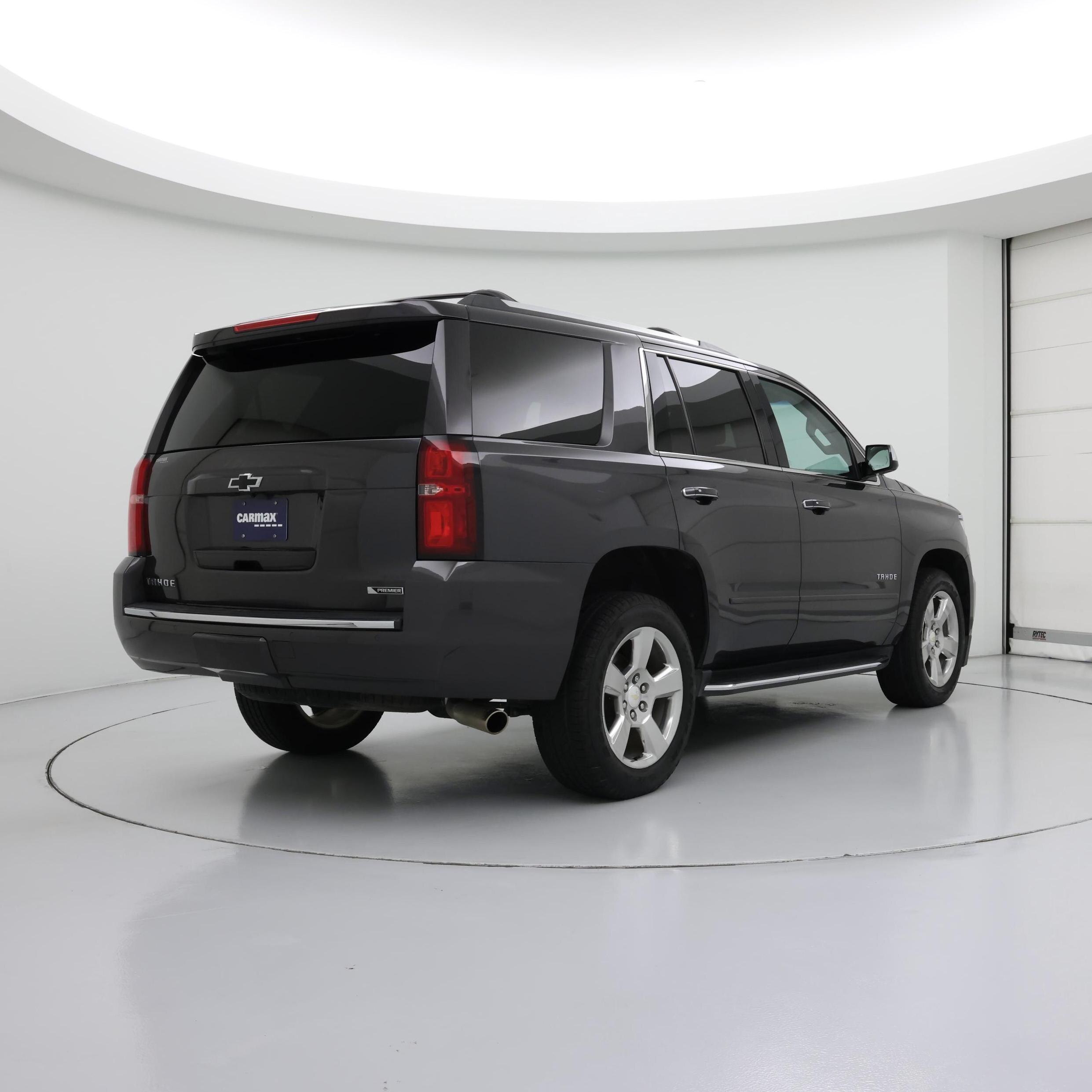 Thumbnail: 2017 Chevrolet Tahoe - 8