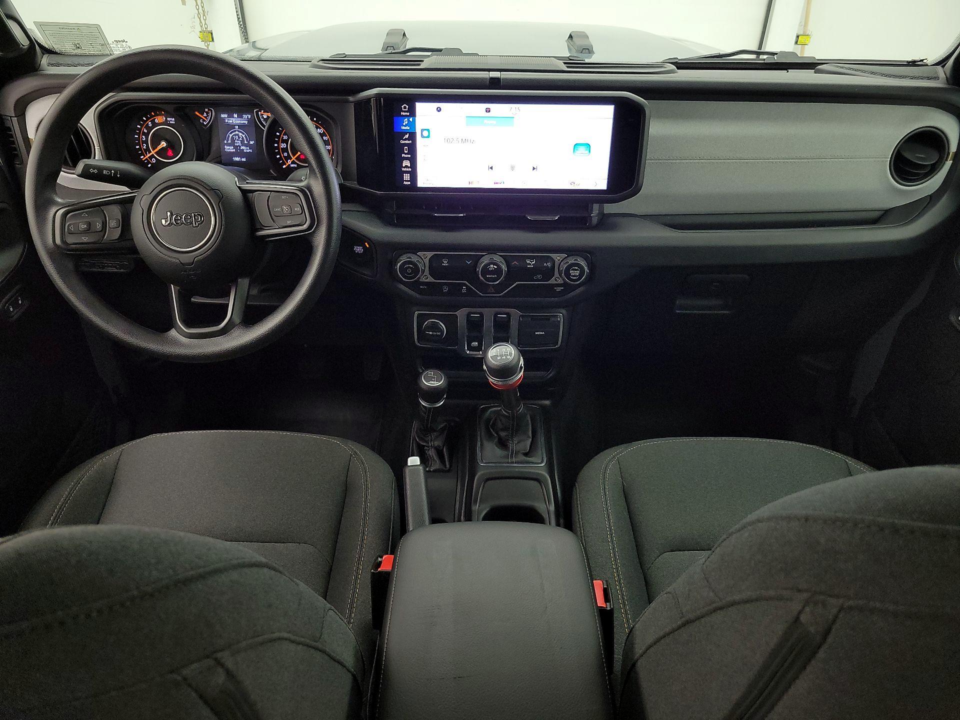 Thumbnail: 2025 Jeep Wrangler - 9