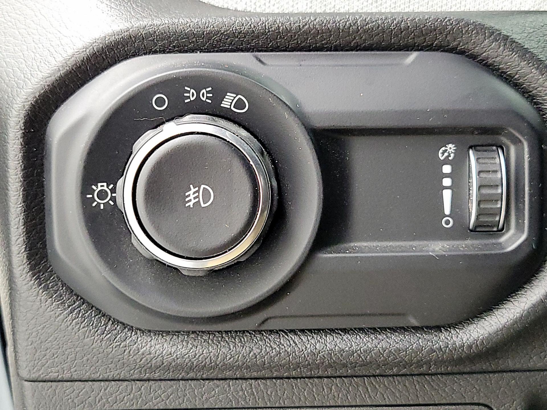 Thumbnail: 2025 Jeep Wrangler - 13