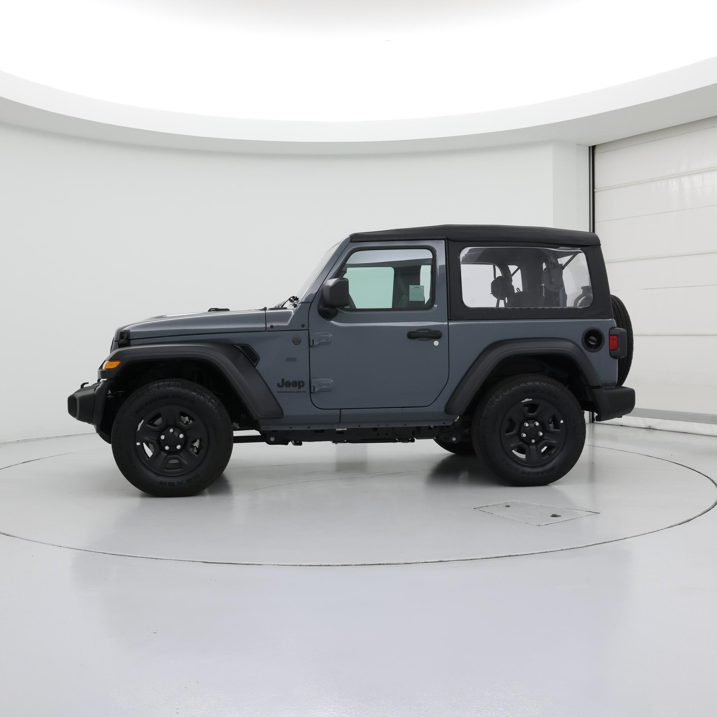 Thumbnail: 2025 Jeep Wrangler - 3