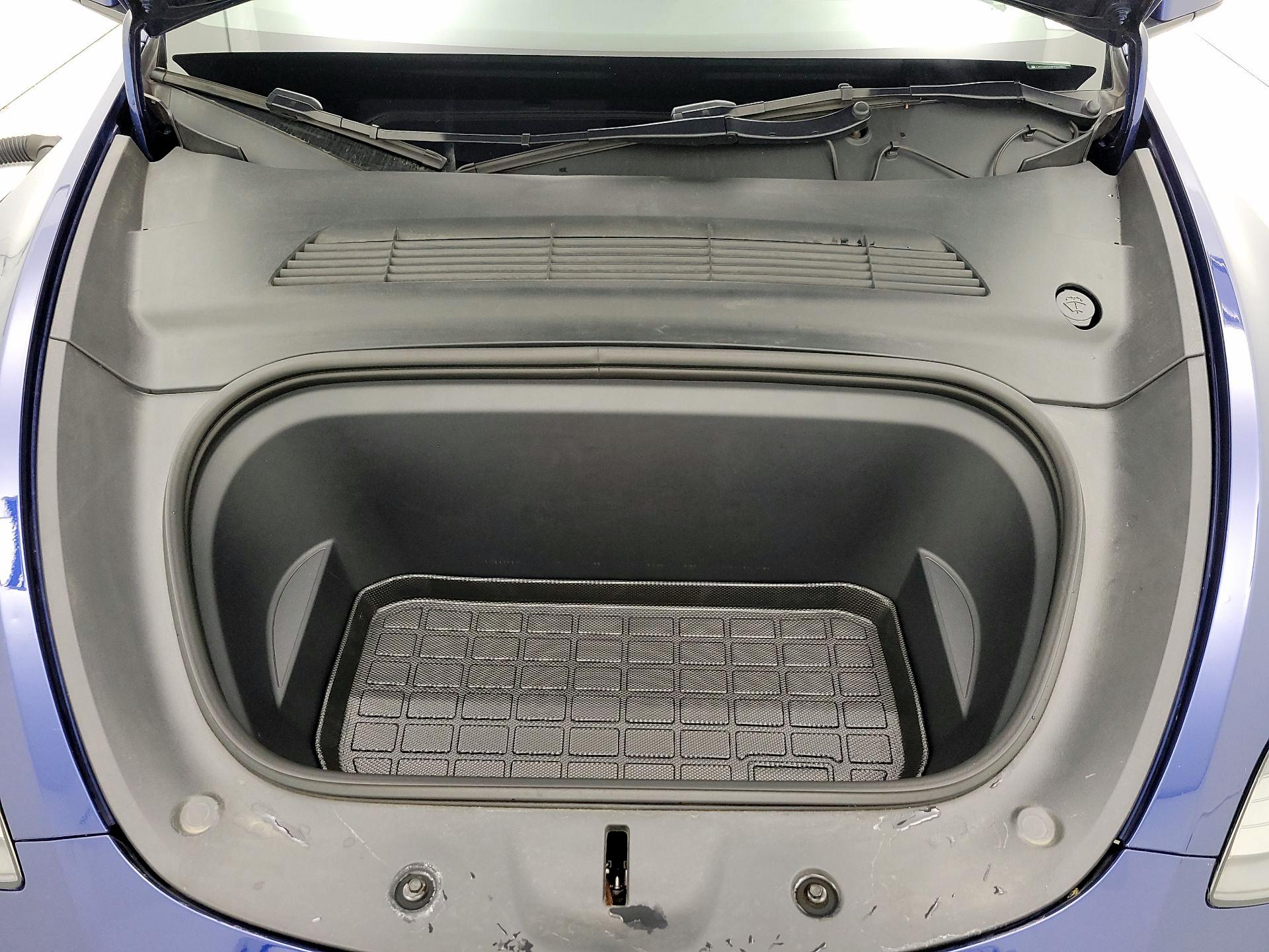 Thumbnail: 2023 Tesla Model Y - 20