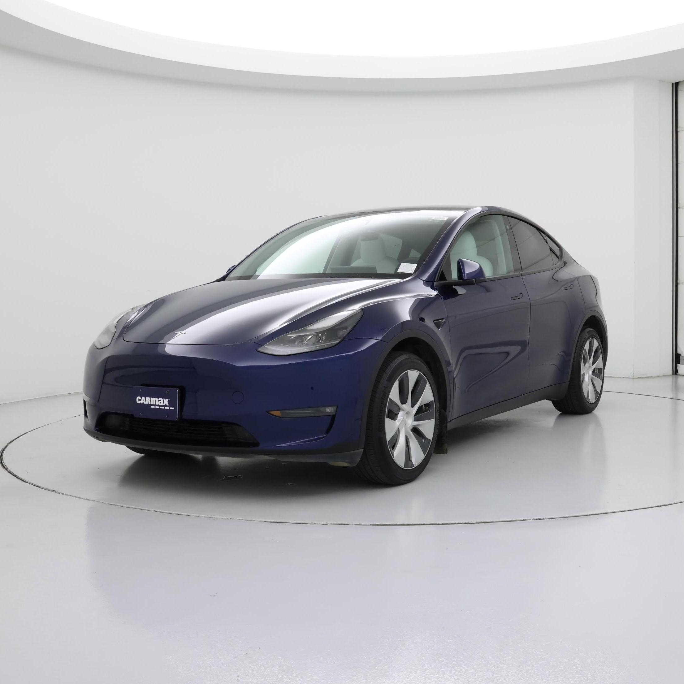 Thumbnail: 2023 Tesla Model Y - 4