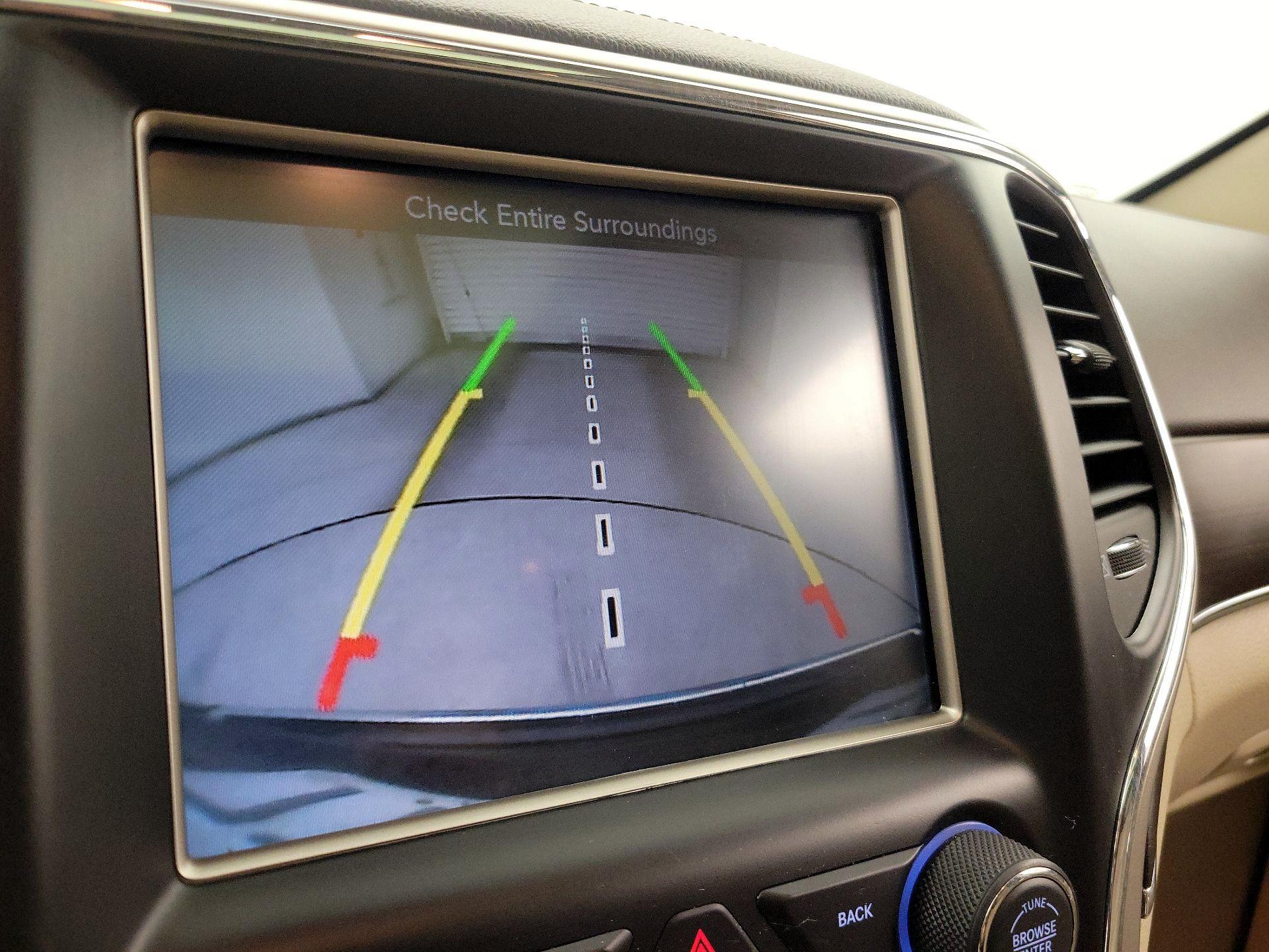 Thumbnail: 2014 Jeep Grand Cherokee - 15