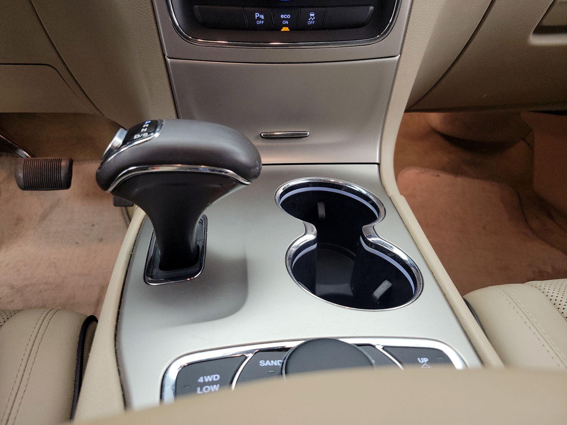 Thumbnail: 2014 Jeep Grand Cherokee - 18