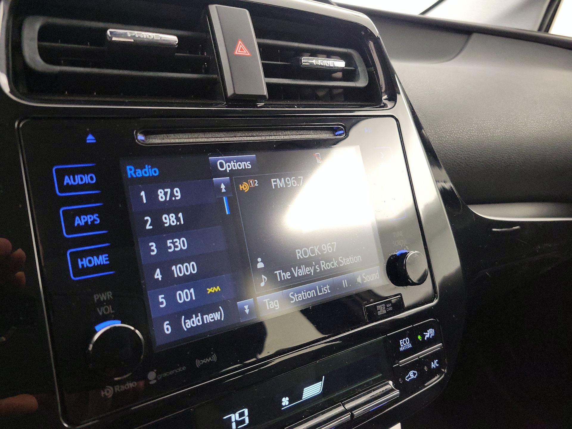 Thumbnail: 2016 Toyota Prius - 15