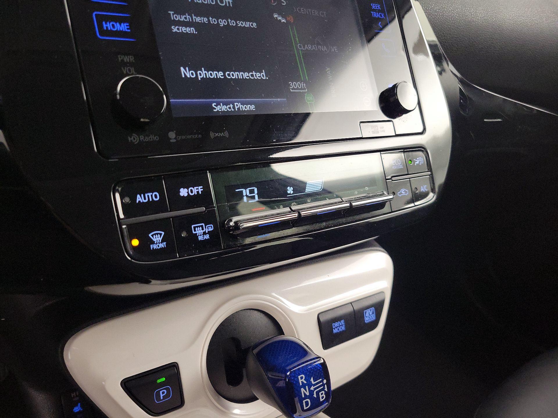 Thumbnail: 2016 Toyota Prius - 16