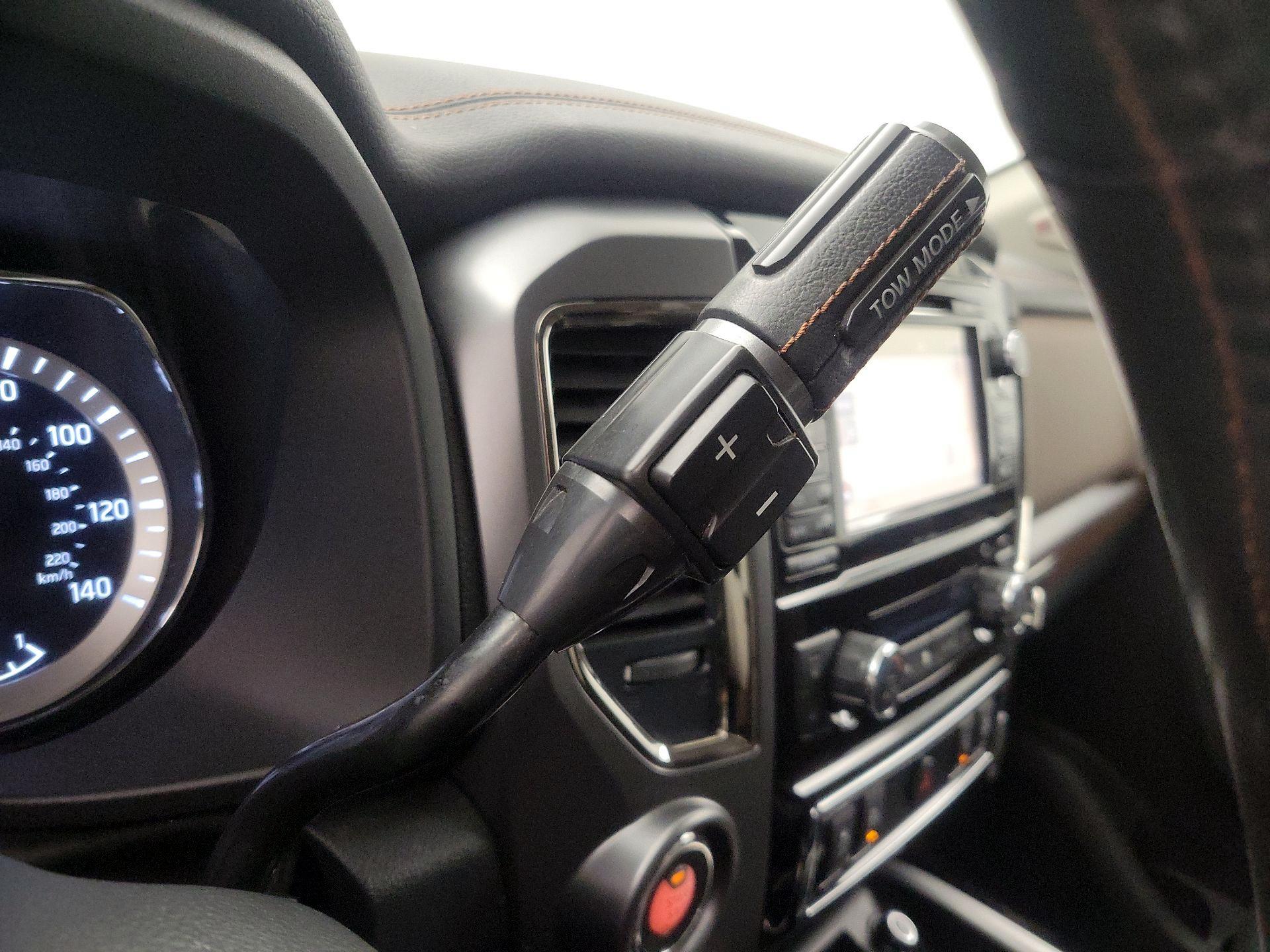 Thumbnail: 2017 Nissan Titan - 17